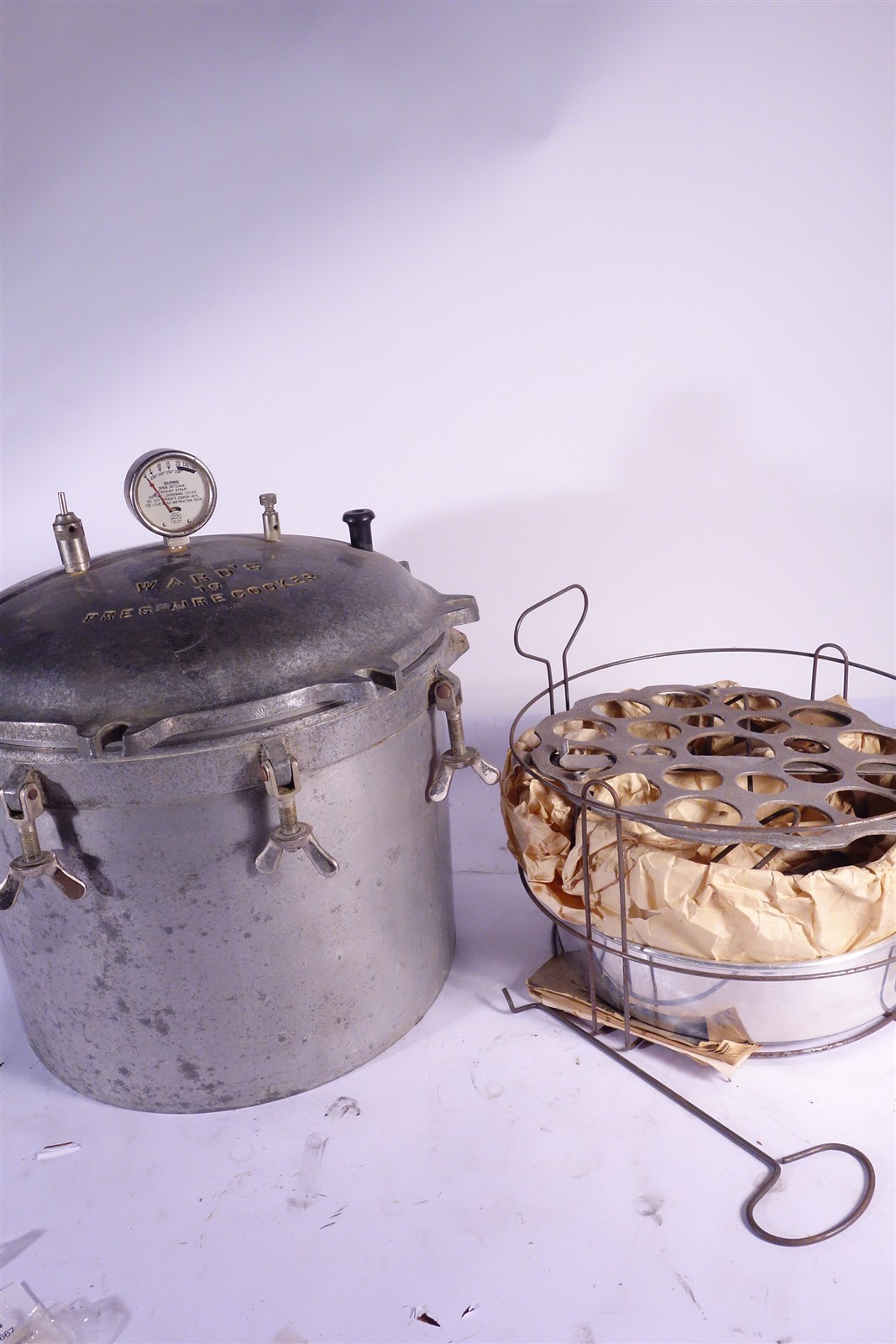 Wards 19 Vintage Pressure Cooker / Canner with Accessories / Manuals 