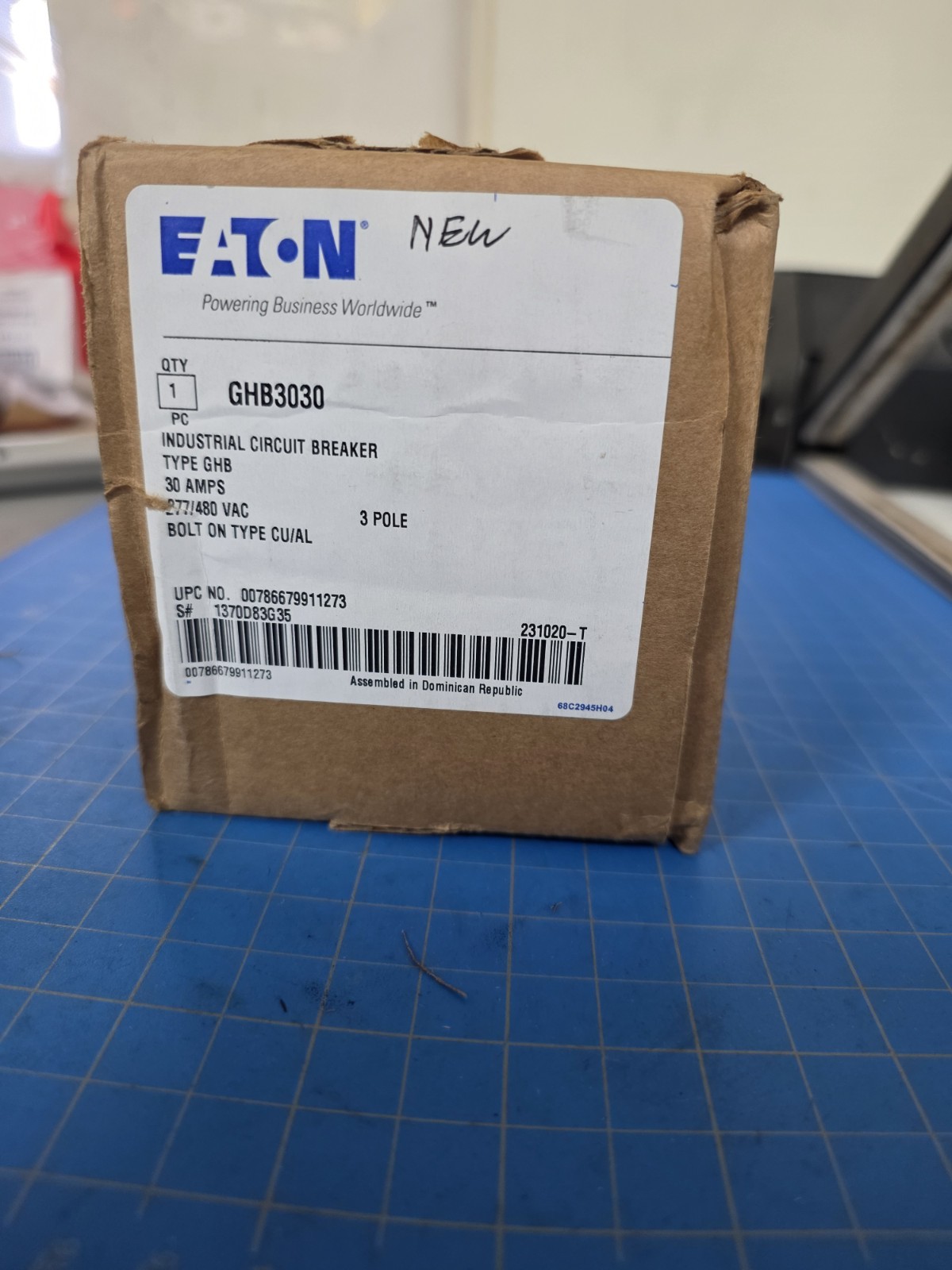 GHB3030 EATON NEW IN BOX GHB3030 EATON NEW IN BOX
