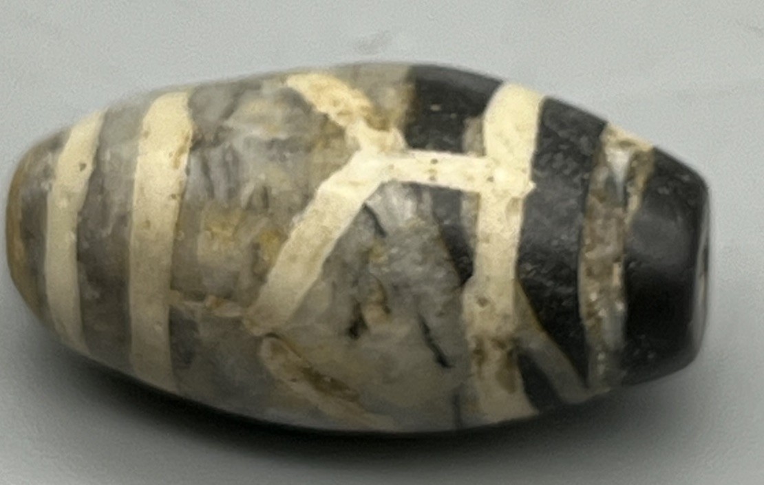 Old Tibetan Phum Dzi Bead Antique Himalayan Stone Talisman Amulet Prayer