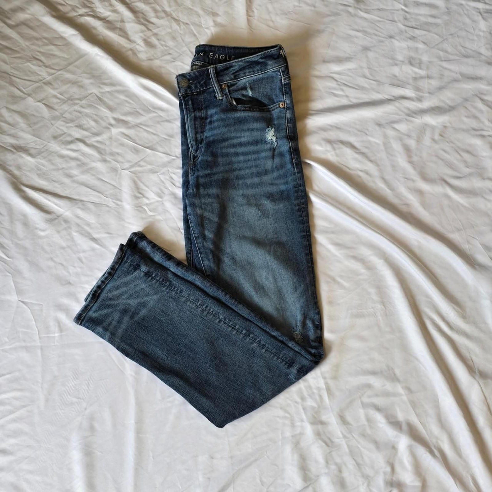 American Eagle Distressed Next Level Airflex Original Straight Leg Men\'s Jeans American Eagle Distressed Next Level Airflex Original Straight Leg Men\'s Jeans