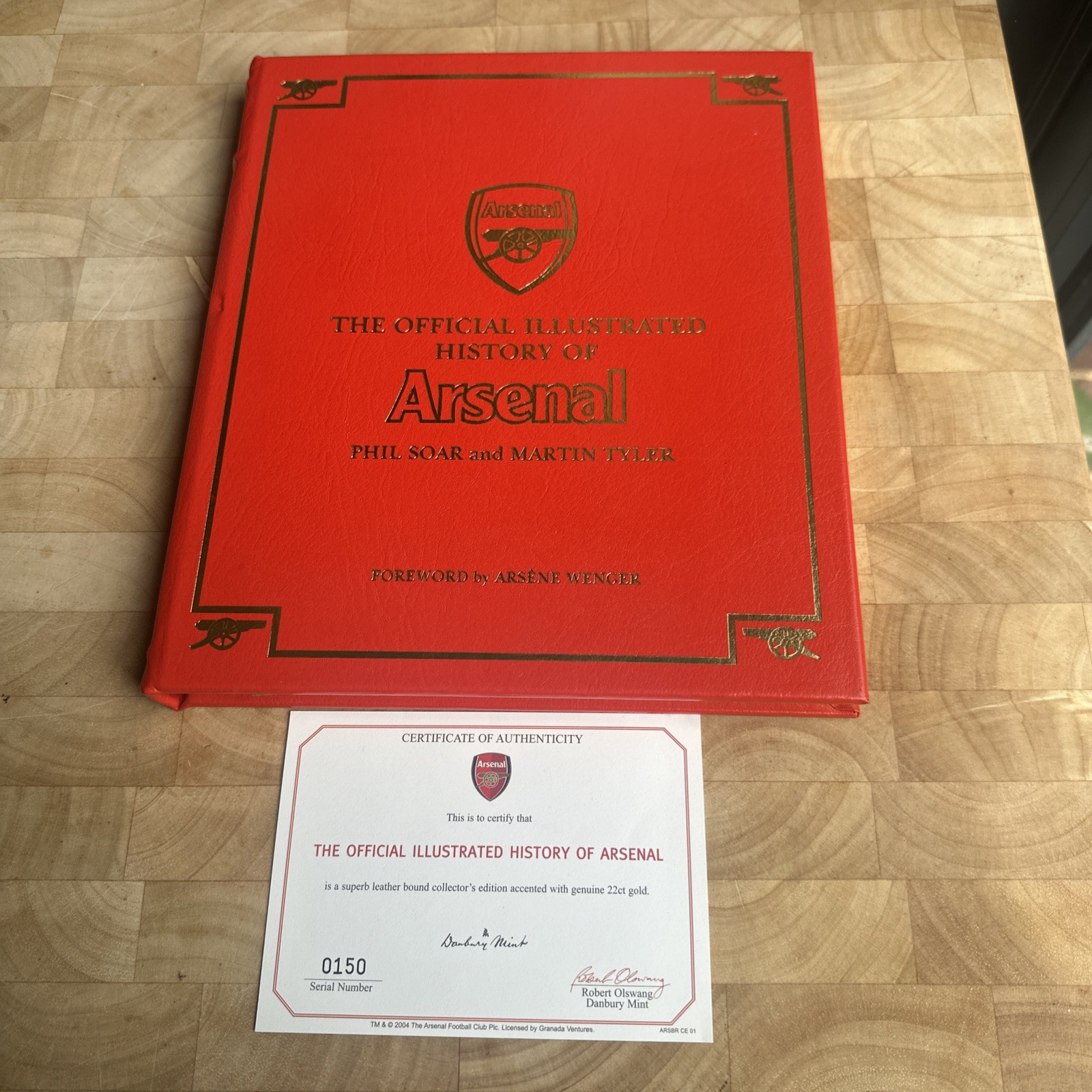 The Official Illustrated History of Arsenal 1886-2004 - Danbury Mint 22ct Gold