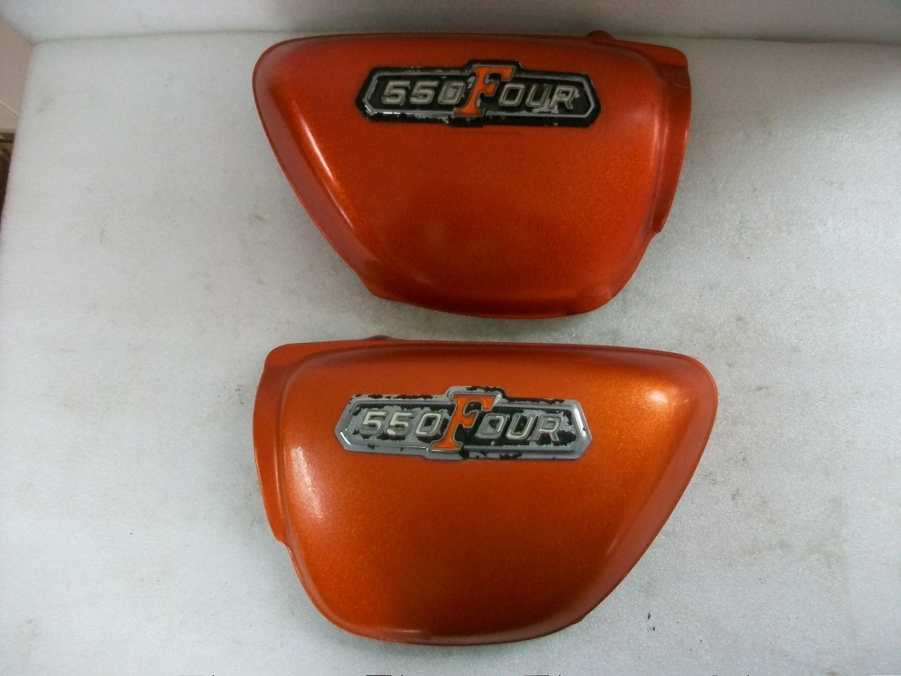 Nice OEM 1975 Honda CB550 Left & Right Side Covers Orange 550K CB 550 K Vintage