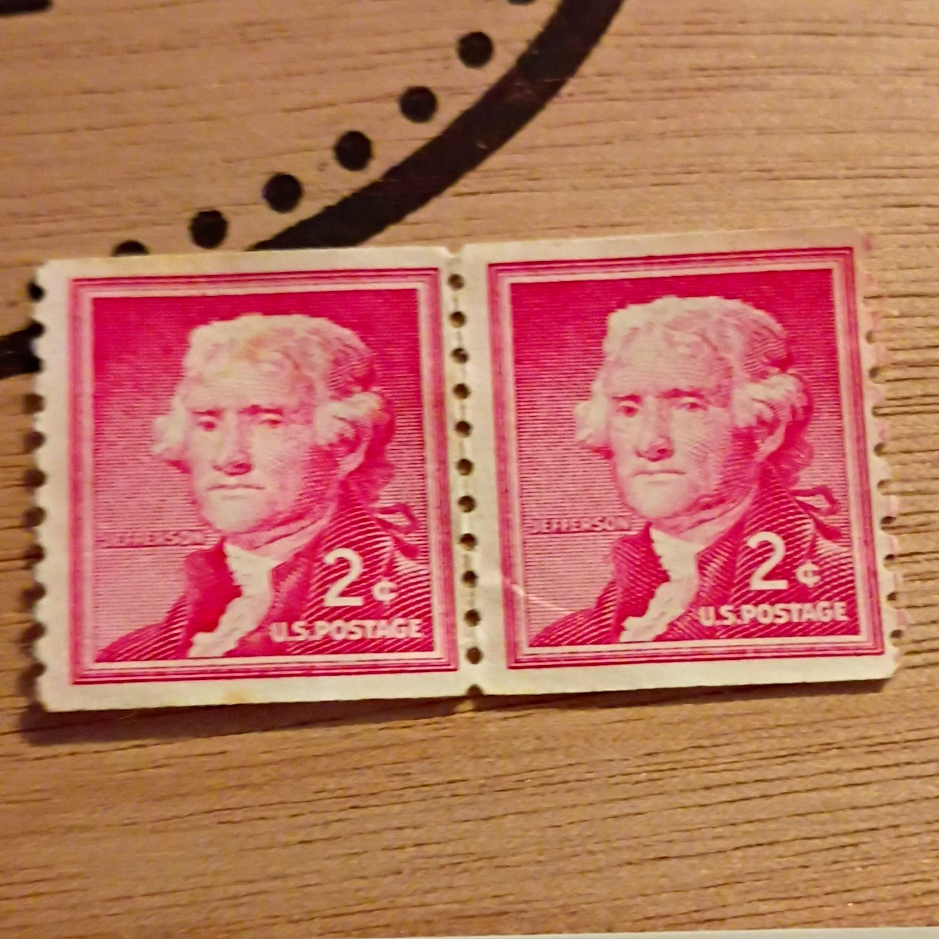 US Postage 2 Cent Thomas Jefferson Pair (2 Stamps) Carmine Historical Figure US Postage 2 Cent Thomas Jefferson Pair (2 Stamps) Carmine Historical Figure