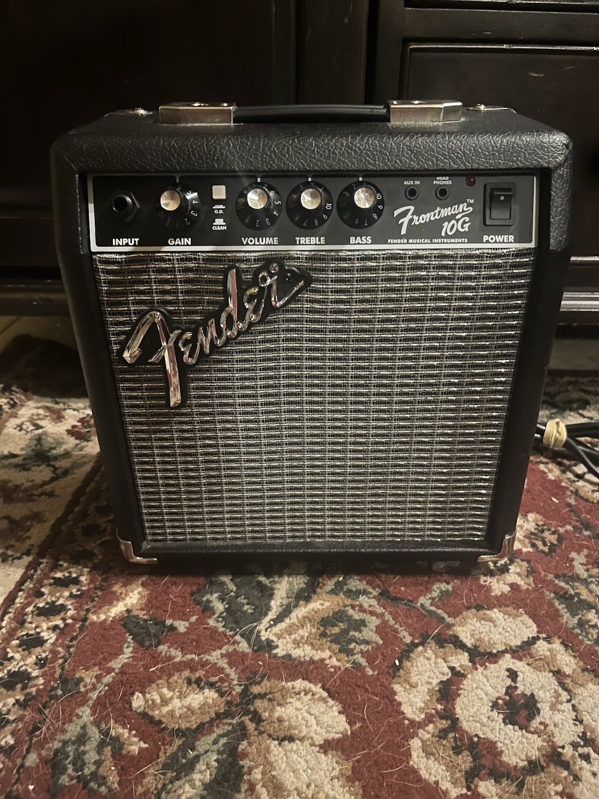 Fender Frontman 10G Guitar Combo Amplifier Fender Frontman 10G Guitar Combo Amplifier