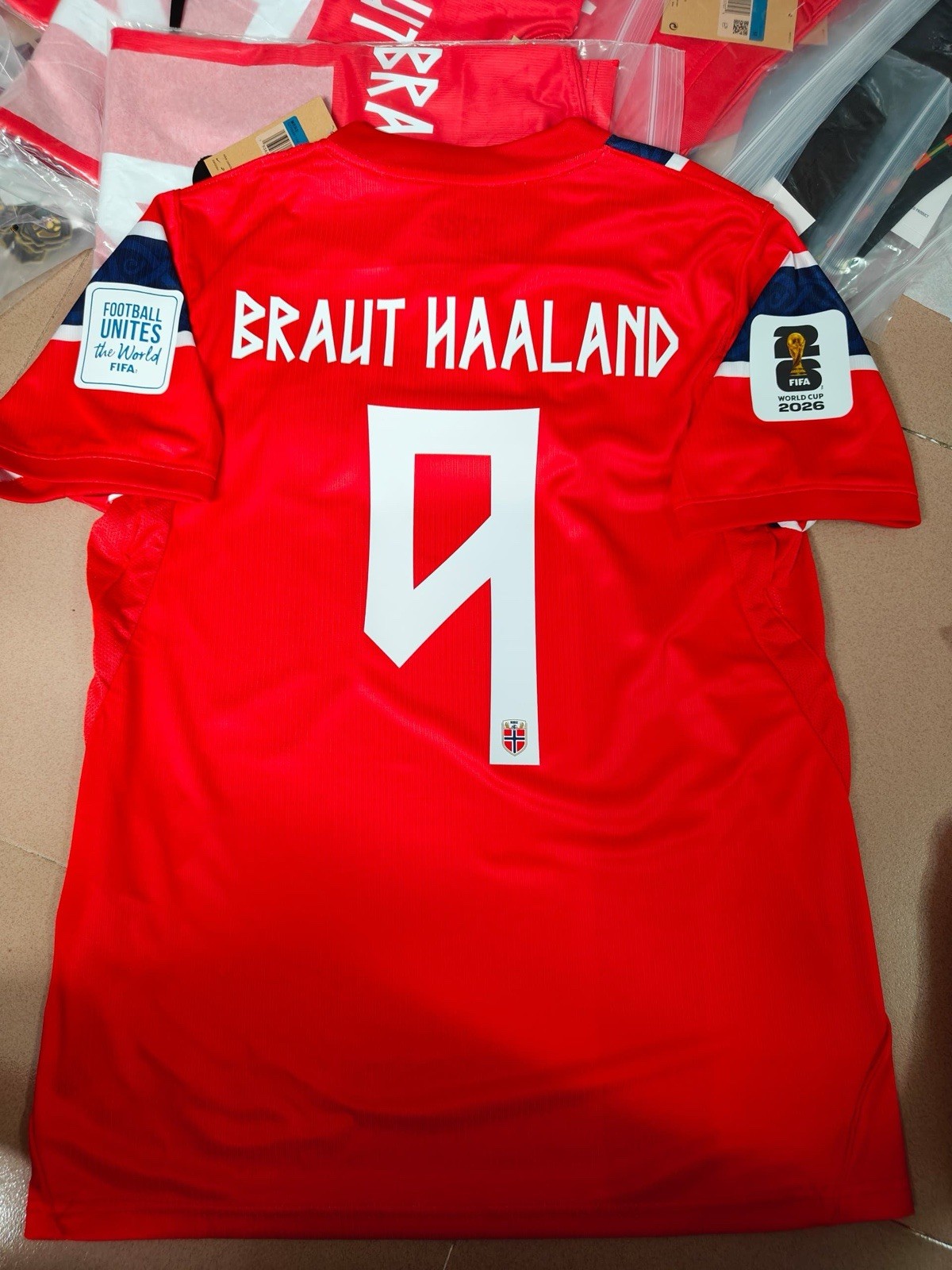 2026 Norway Haaland Home Player Version Short Sleeve Soccer Jersey Shirt Size L 2026 Norway Haaland Home Player Version Short Sleeve Soccer Jersey Shirt Size L