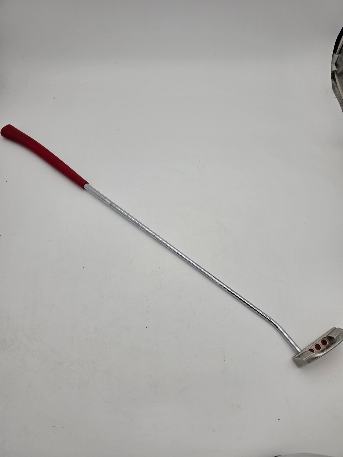 Titleist Scotty Cameron Select Fastback Putter RH 34in Red Grip 15g Weights Titleist Scotty Cameron Select Fastback Putter RH 34in Red Grip 15g Weights