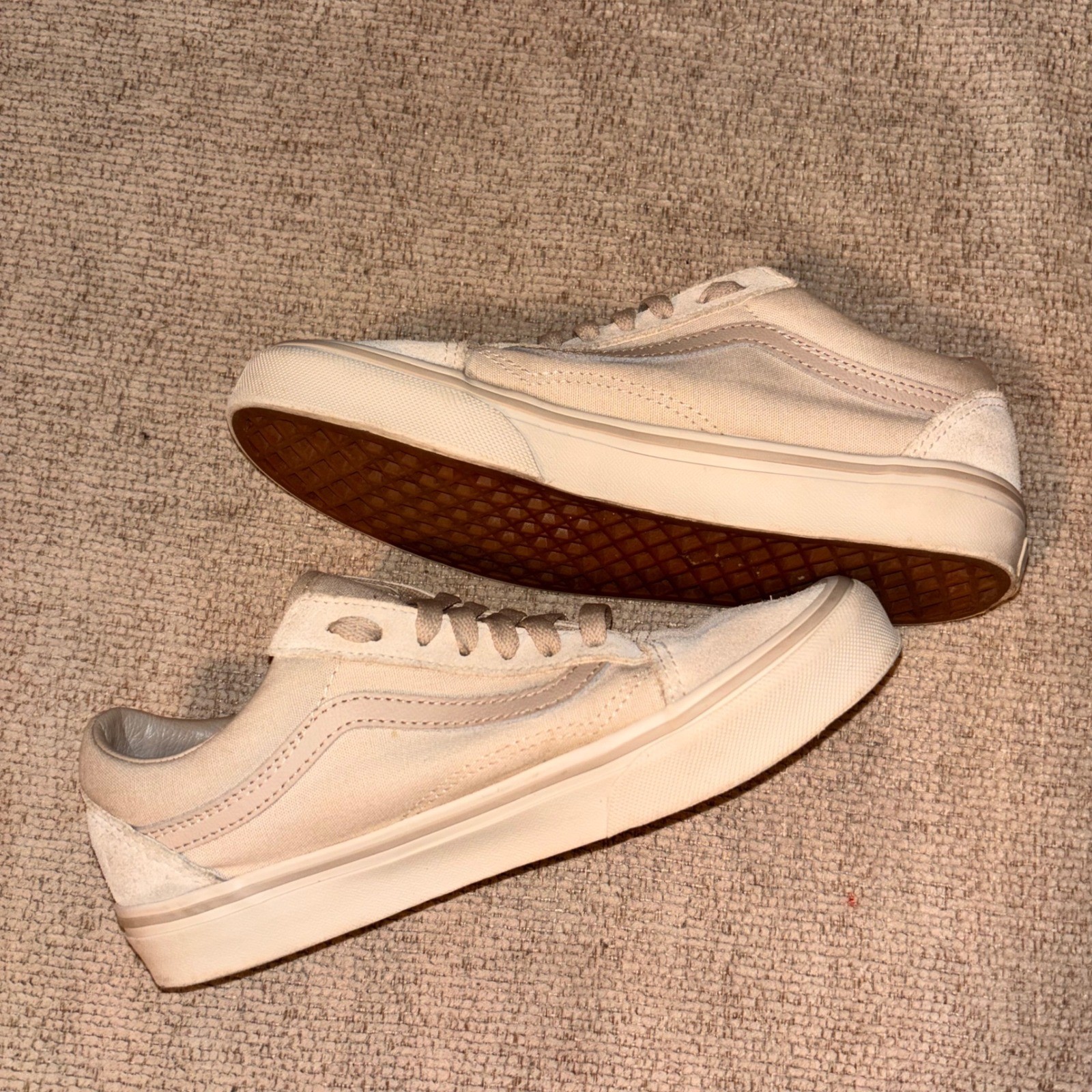 Vans Old Skool Tan Beige Canvas Suede Low Top Sneakers Shoes Mens 5.5 Womens 7 Vans Old Skool Tan Beige Canvas Suede Low Top Sneakers Shoes Mens 5.5 Womens 7
