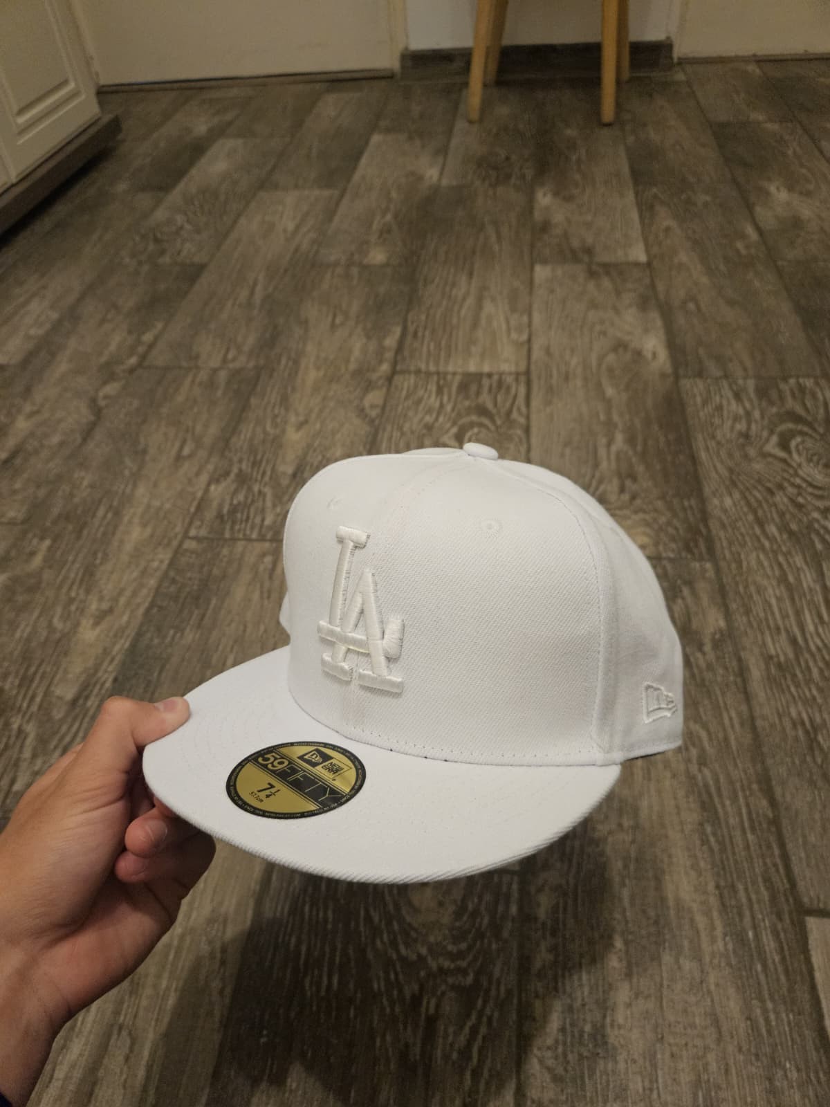 New era hat  Size 7 1/4 (57.7 cm)