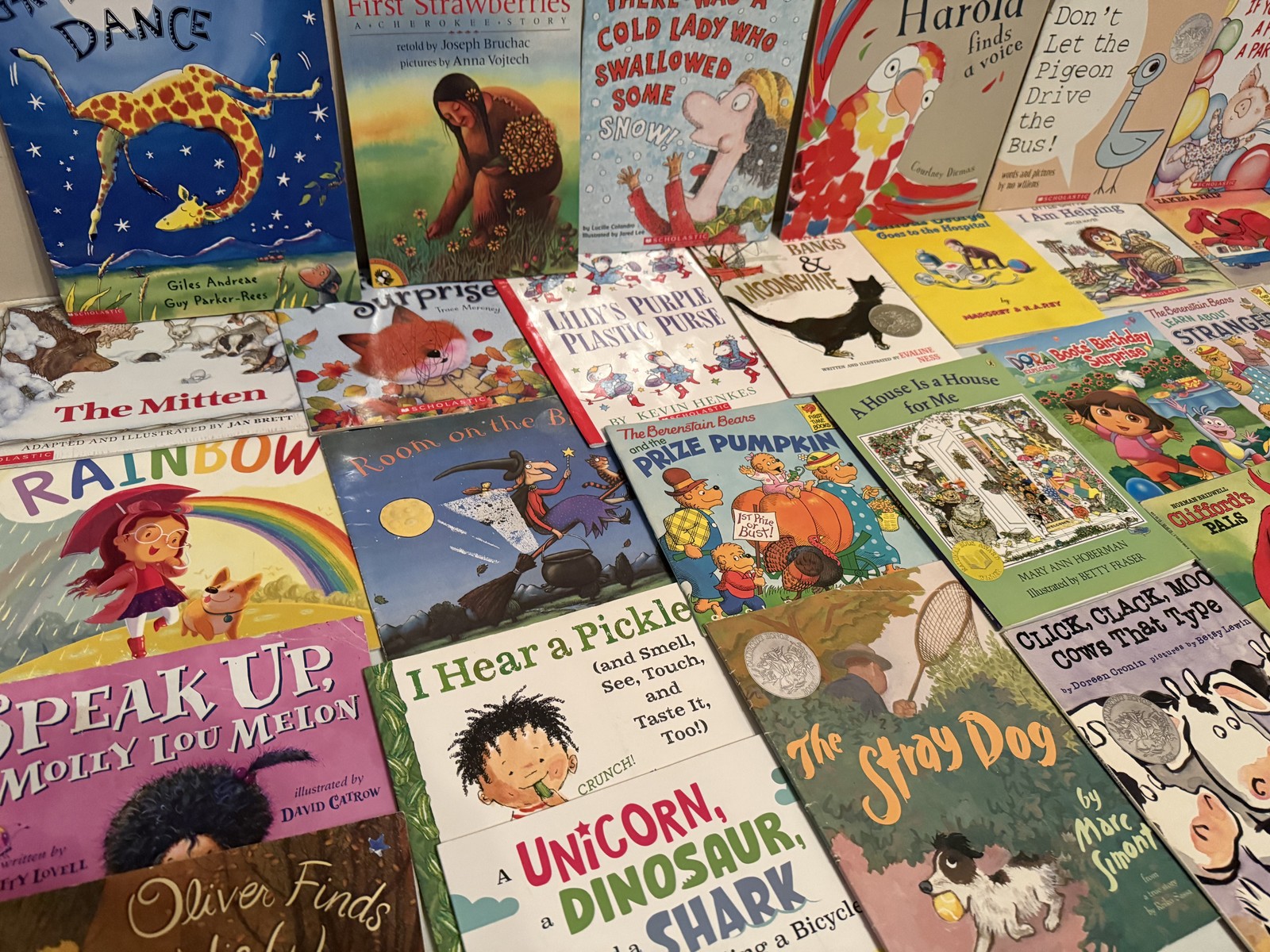 Story Time Assorted Bundle Lot of 20 Story Books for Kids Toddlers Daycare MIX Story Time Assorted Bundle Lot of 20 Story Books for Kids Toddlers Daycare MIX
