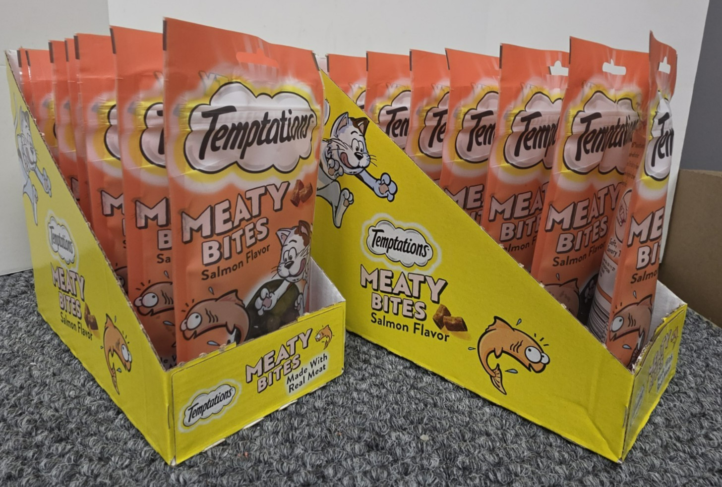 14 X Temptations Meaty bites salmon flavored 1.5 oz/each exp 3/11/2027 14 X Temptations Meaty bites salmon flavored 1.5 oz/each exp 3/11/2027