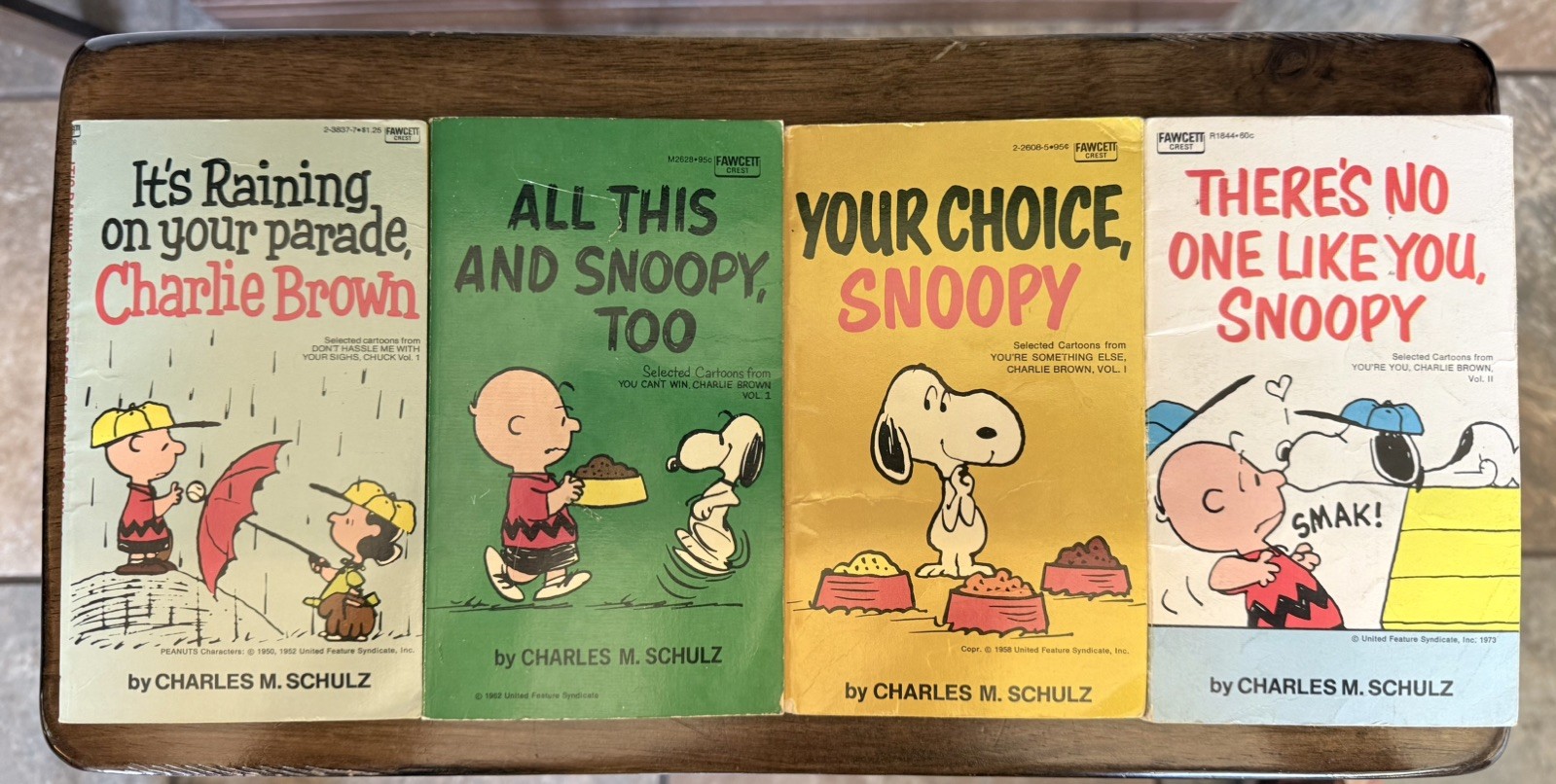 Lot Of 4 Peanuts Charlie Brown Vintage Books by Charles M Schulz 60-70s Snoopy 