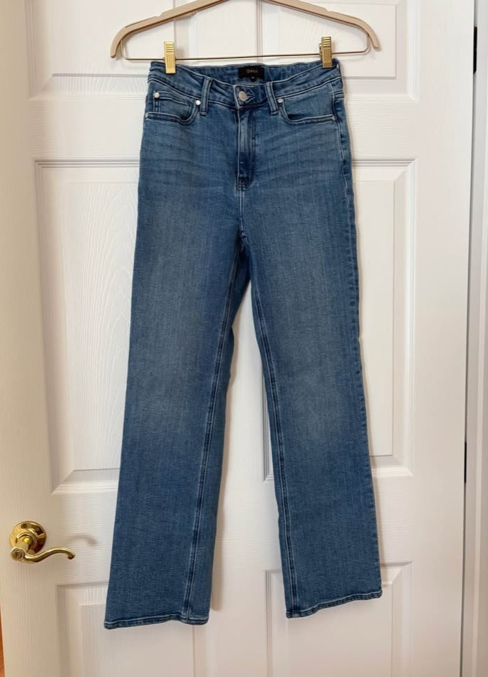 Quince Women\'s Size 28 Bella Stretch Relaxed Straight Leg Jeans EUC Quince Women\'s Size 28 Bella Stretch Relaxed Straight Leg Jeans EUC
