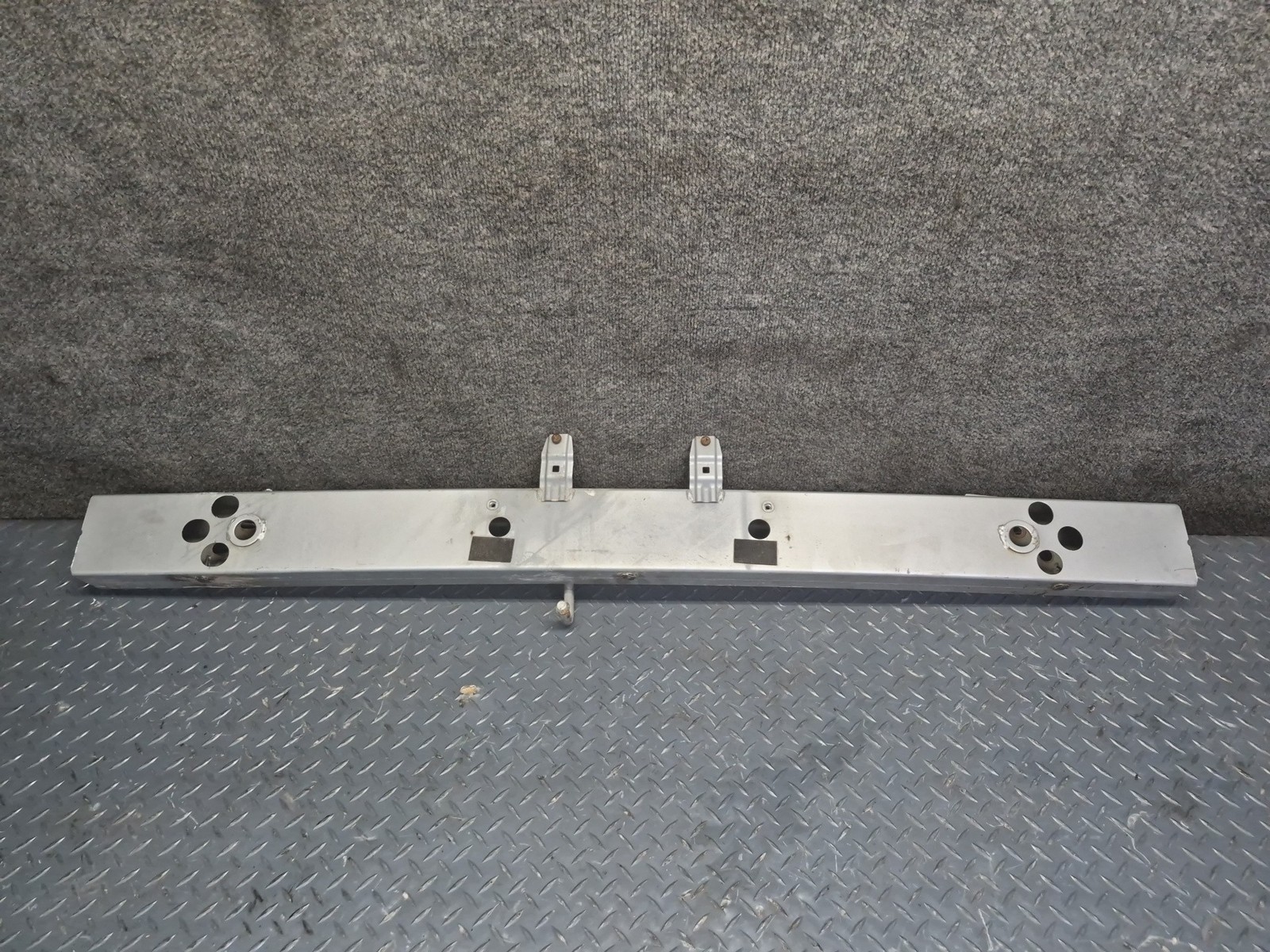 00-05 TOYOTA MR2 SPYDER ZZW30L REAR BUMPER CRASH IMPACT REINFORCEMENT BAR OEM