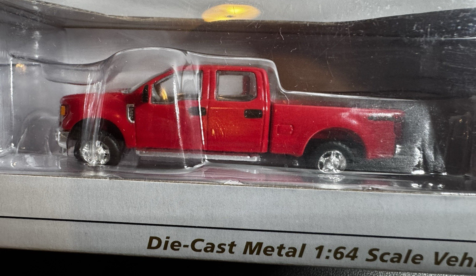 1/64 SpecCast 2017 Ford F-350 Supercrew 4x4 Pickup Truck Red New in Box