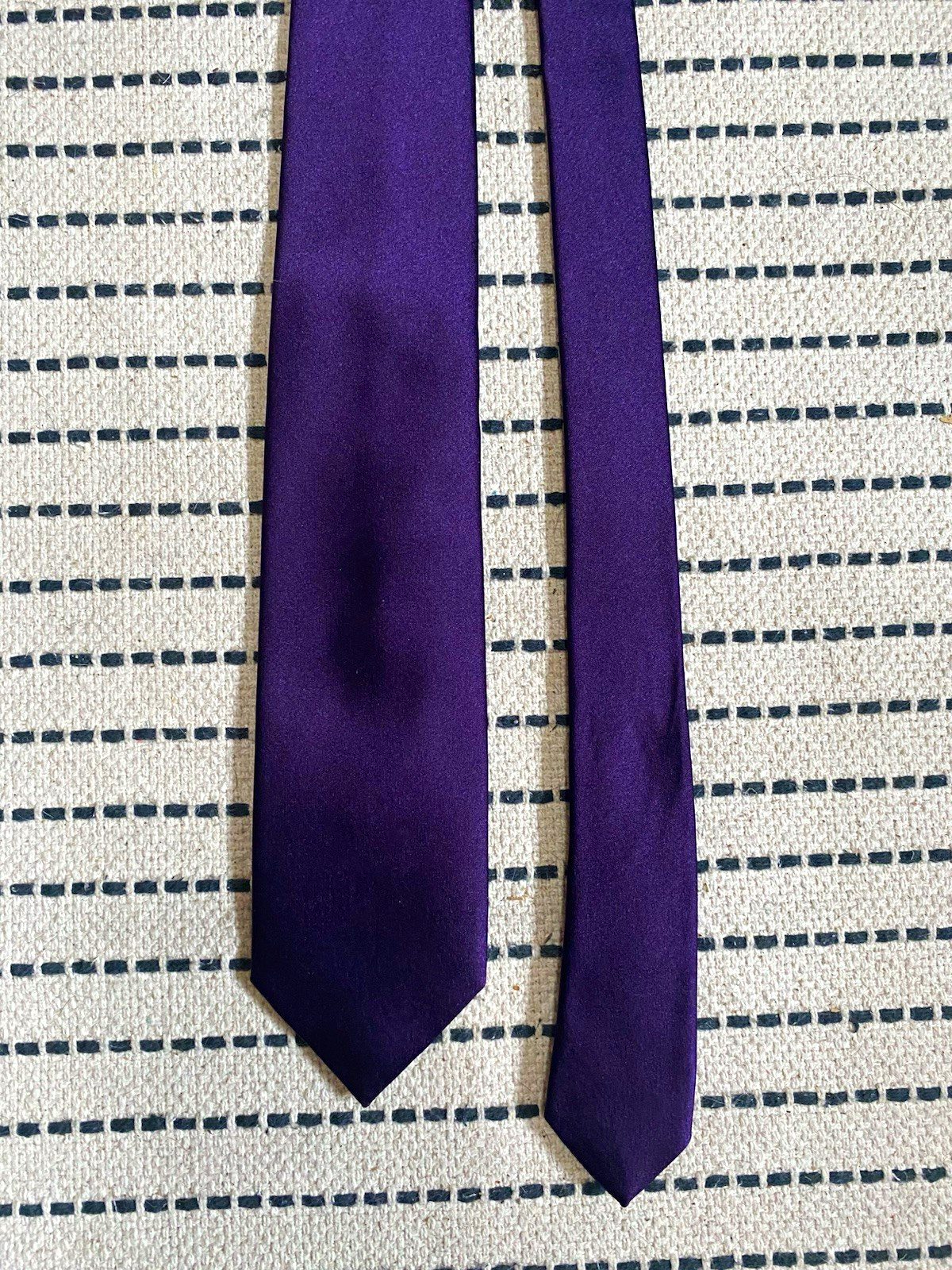 Drake’s Men’s Purple Solid Silk Woven Pointed Tie Necktie Handmade London