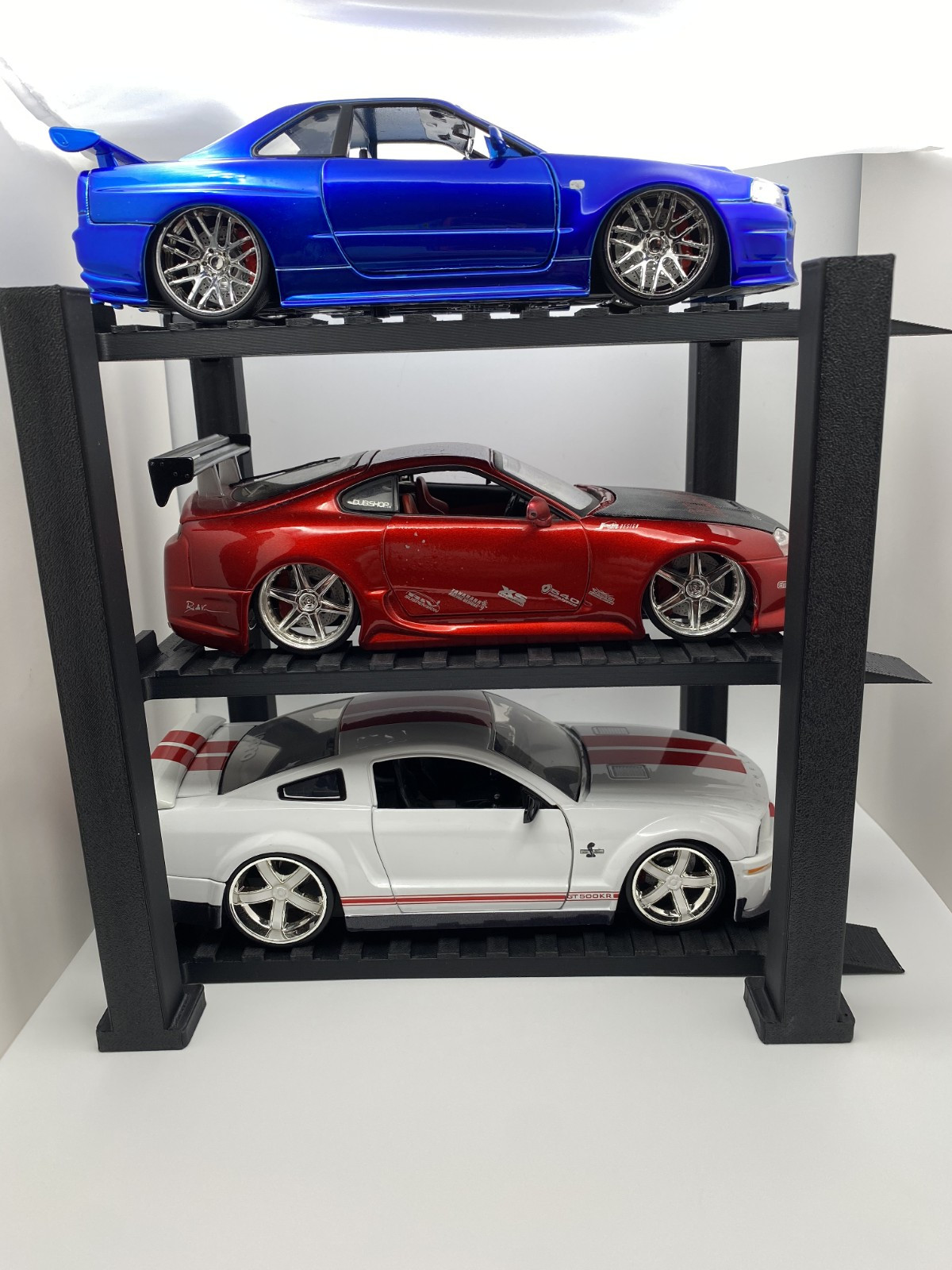 1:18 Scale 4 Post Lift Display for Diecast Cars 3 Tier Garage Diorama 1:18 Scale 4 Post Lift Display for Diecast Cars 3 Tier Garage Diorama