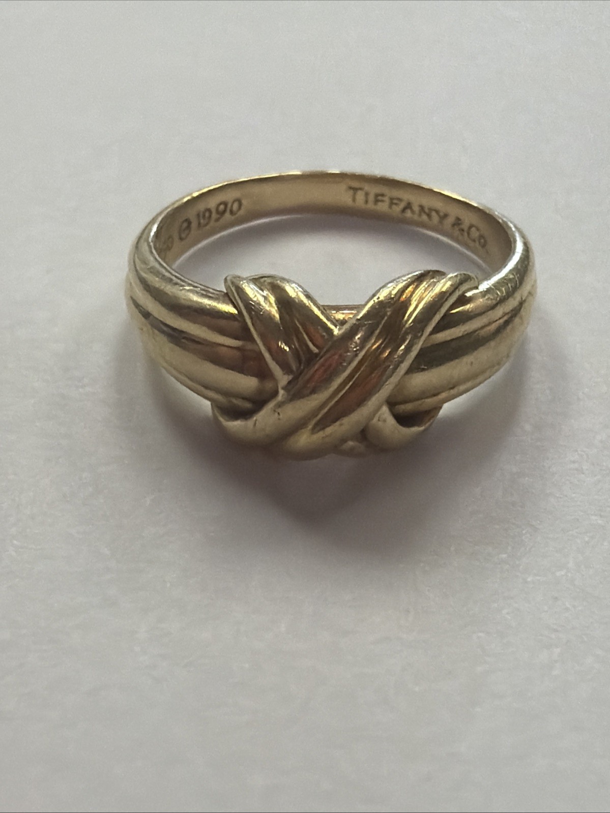 Vintage 1990 Tiffany & Co Solid 18k Yellow Gold Signature X Knot Ring Size 8.75