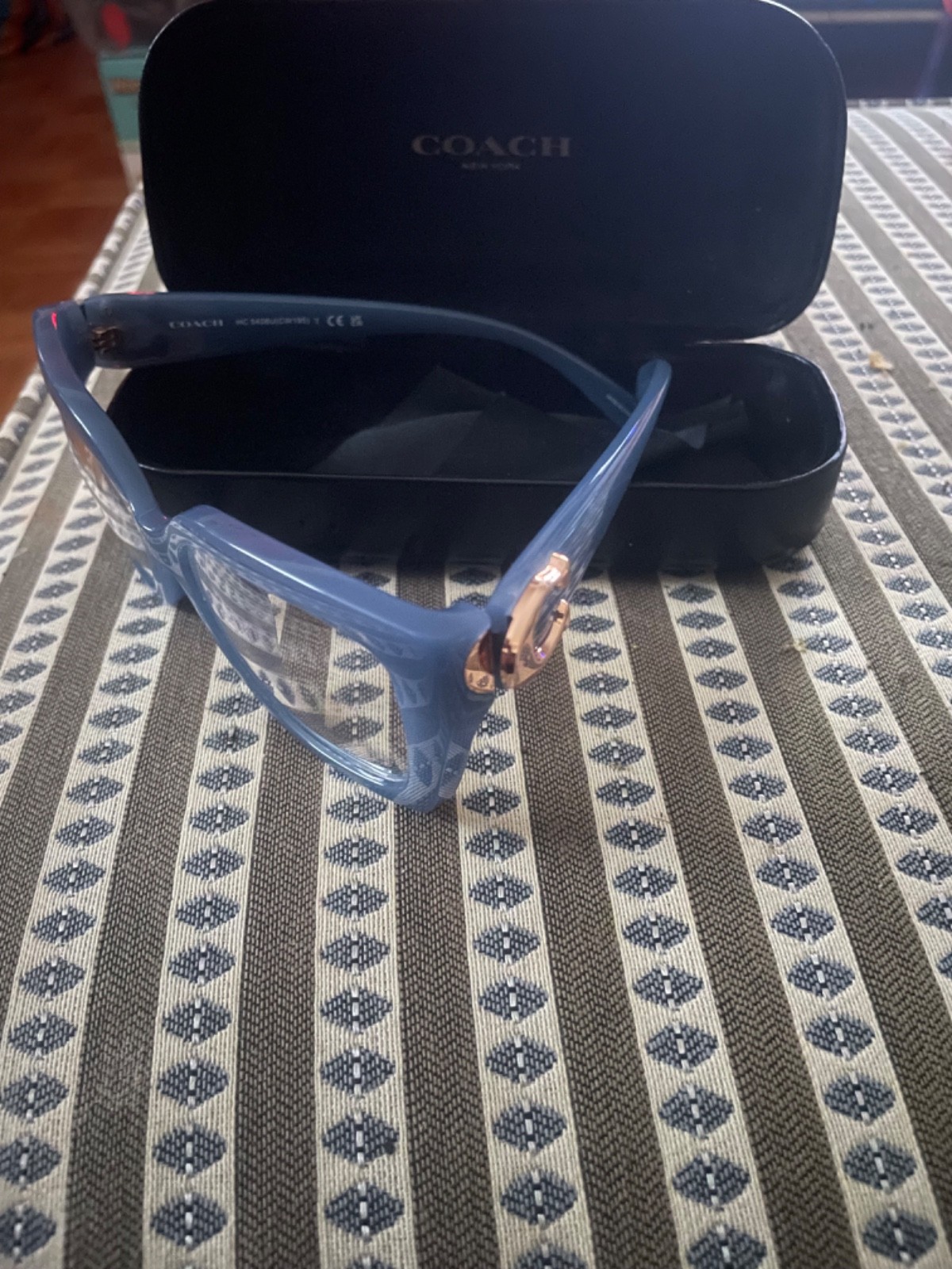 milky blue coach glasses hc8408u 55x17 great condition