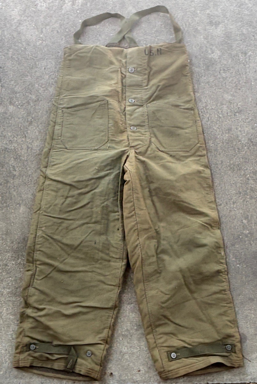 Vintage WW2 40s US Navy USN Bibs Overalls Deck Pants Size Medium NXsx65913 Vintage WW2 40s US Navy USN Bibs Overalls Deck Pants Size Medium NXsx65913