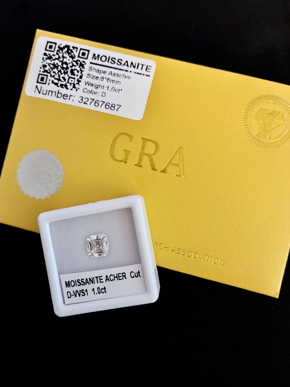 GRA Certified Moissanite Asscher 1.0ct D VVS1