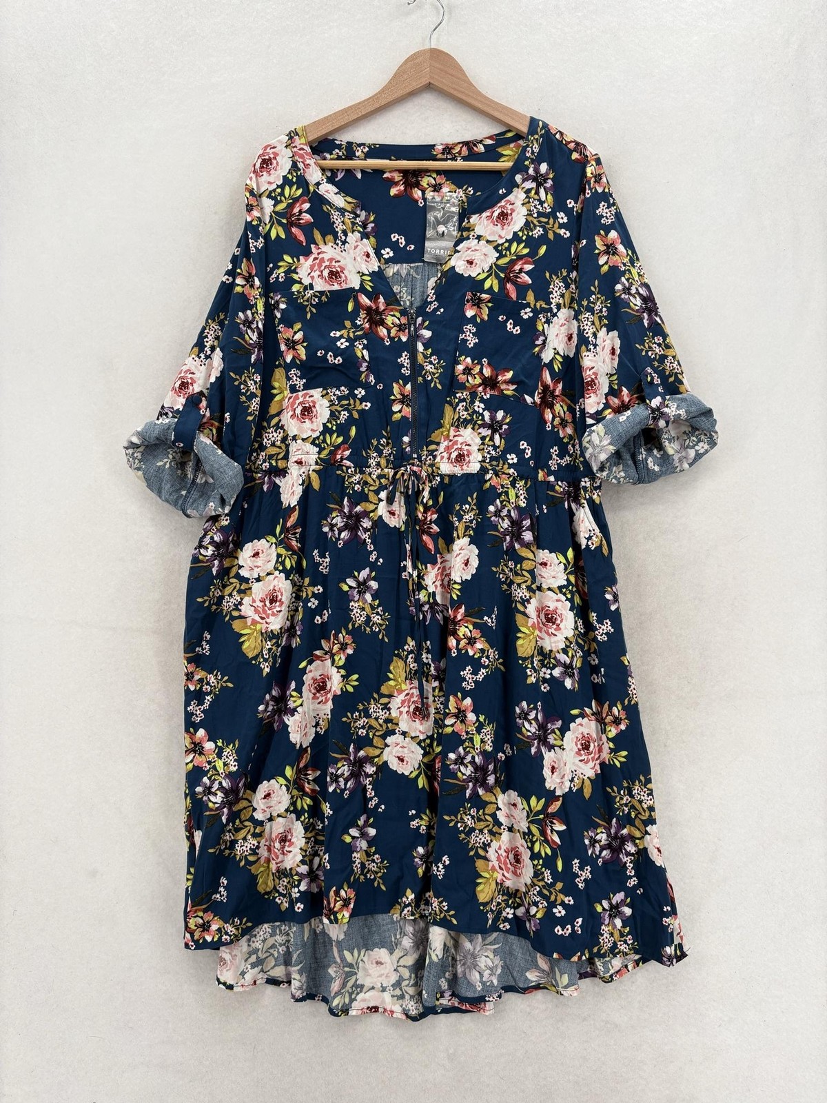 Torrid Dress Womens 2X Blue Floral 3/4 Bell Sleeve Fit & Flare Stretch Midi NWT