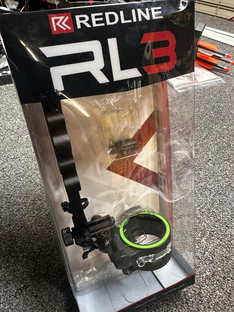 NEW Redline RL-3 3 Pin Bow Sight RH Mathews Lift V3X Bear Hoyt PSE Bowtech LIGHT NEW Redline RL-3 3 Pin Bow Sight RH Mathews Lift V3X Bear Hoyt PSE Bowtech LIGHT