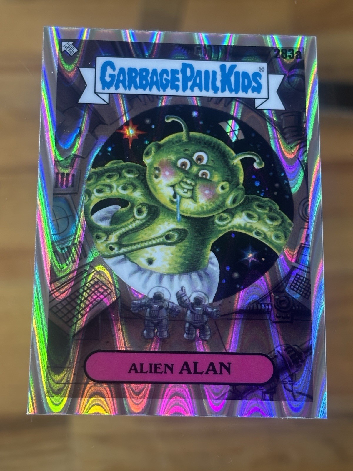 Alien Alan Drool Refractor #283a 2024 Topps Chrome Garbage Pail Kids 7 Alien Alan Drool Refractor #283a 2024 Topps Chrome Garbage Pail Kids 7