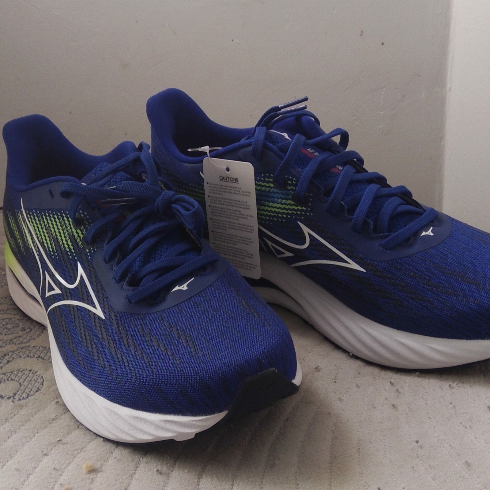 Mizuno Men’s Blue/Green Low Top Lace-Up Athletic Sneaker, New w/ Box