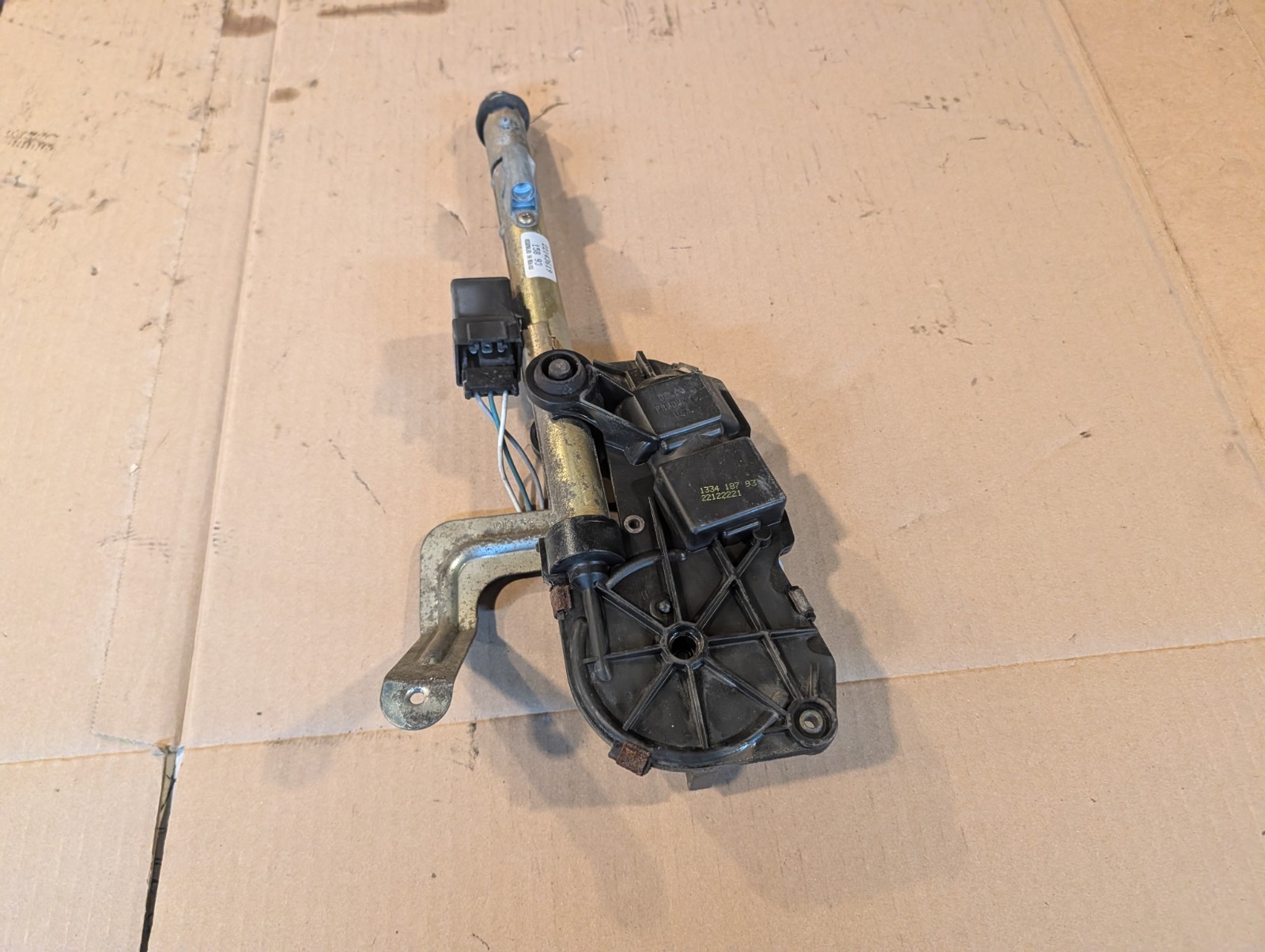 1991-1996 Buick Roadmaster Sedan GM Power Antenna