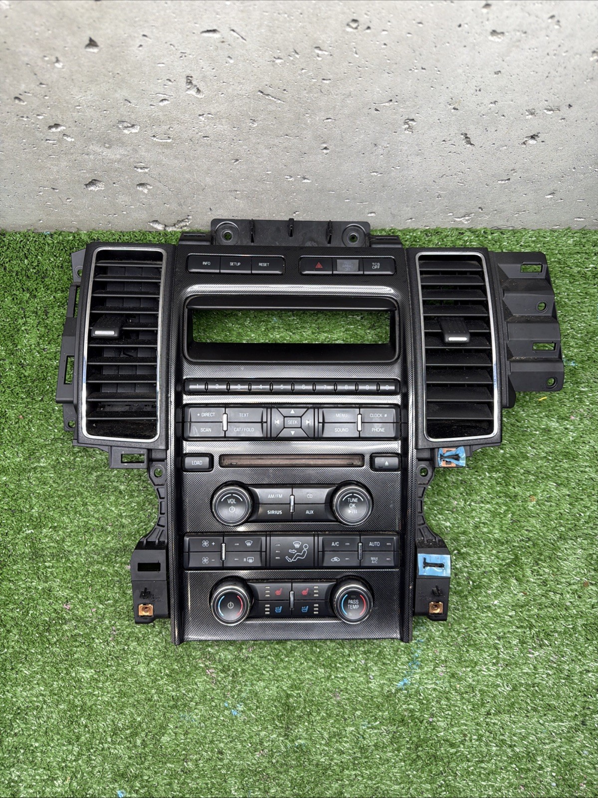 10-12 Ford Taurus Radio Climate Control w/ Heated Cooled Seats AG1T-18A802-DB