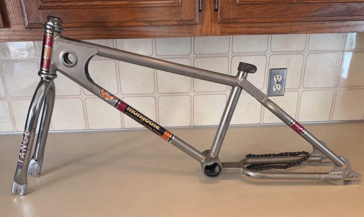 Nice 1981 Mongoose Motomag frame/fork  Tange 20 inch BMX Bike old School Headset