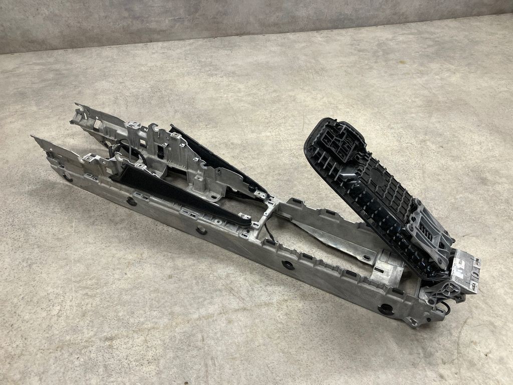 Porsche 911 992 2022 Center Console 992861831C DMJ4948