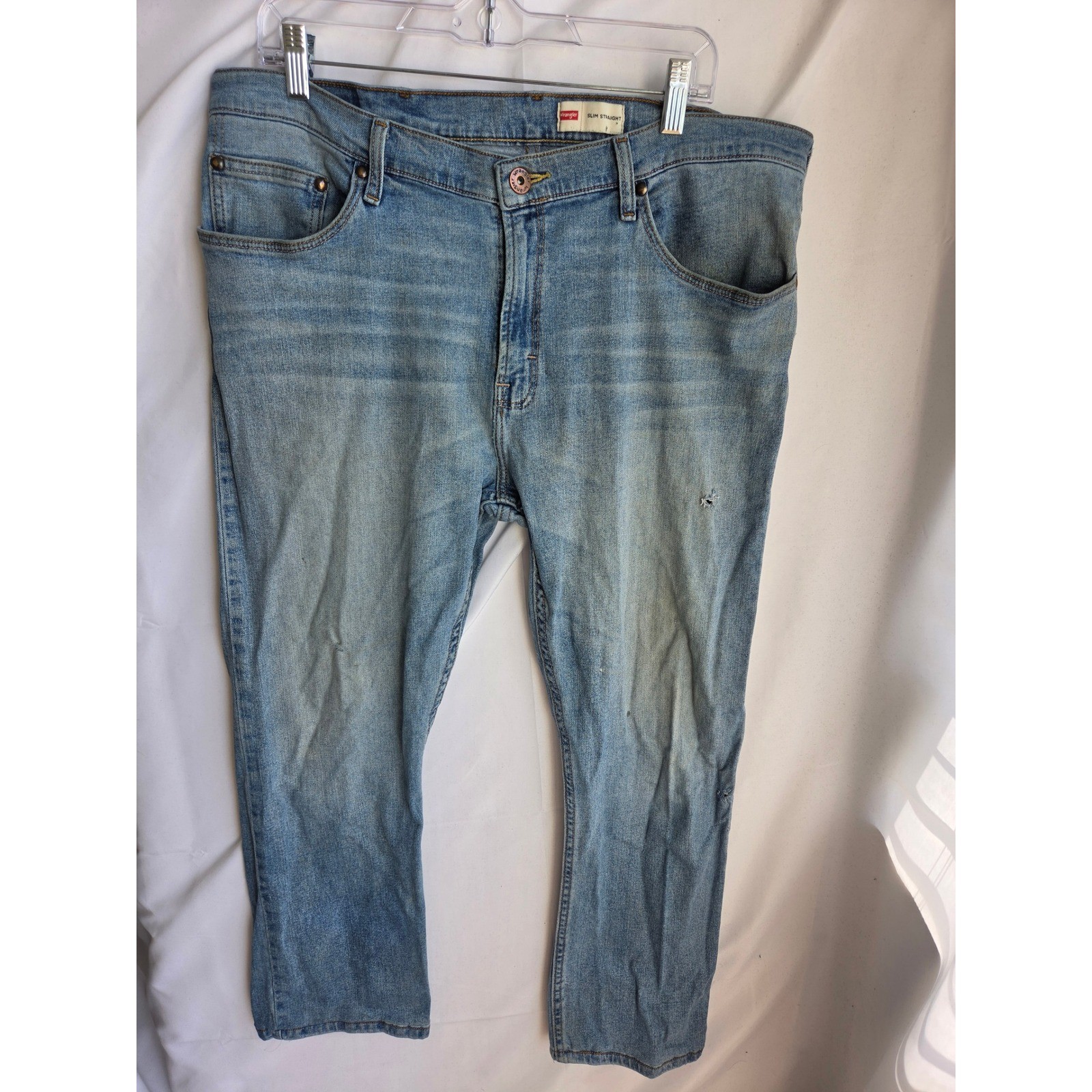Wrangler Slim Straight Jeans Mens  Blue Light Wash Slim Mid Rise Straight