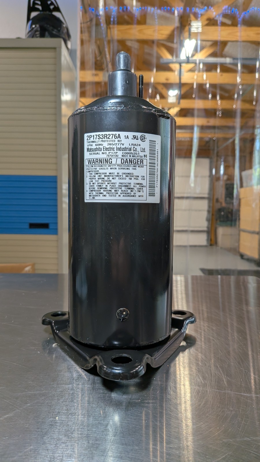 Matsushita Panasonic 2P17S3R276A 1A Rotary Compressor 265/277V R22 11,350BTU NOS
