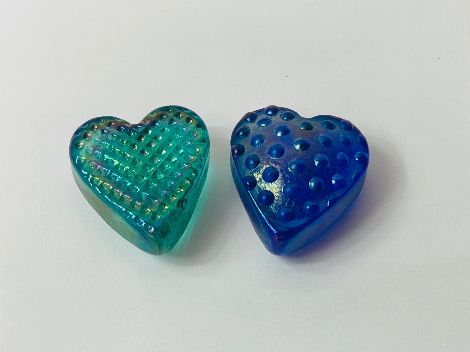 2 pc signed Robert Held Cuneo Studio Art Glass Heart Paperweights