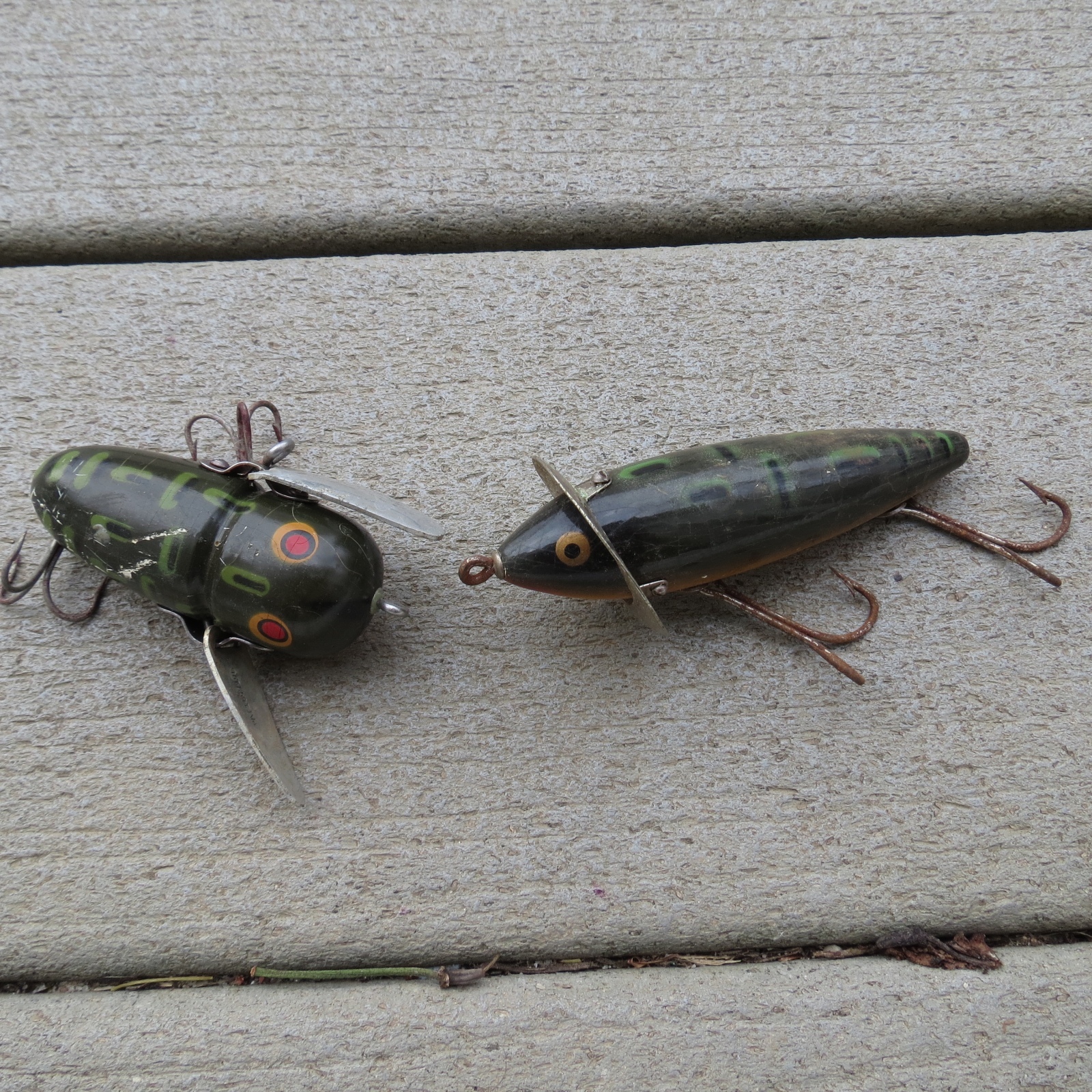 Heddon 210 Surface Minnow fishing lure and Crazy Crawler fishing lure (lot#9316) Heddon 210 Surface Minnow fishing lure and Crazy Crawler fishing lure (lot#9316)