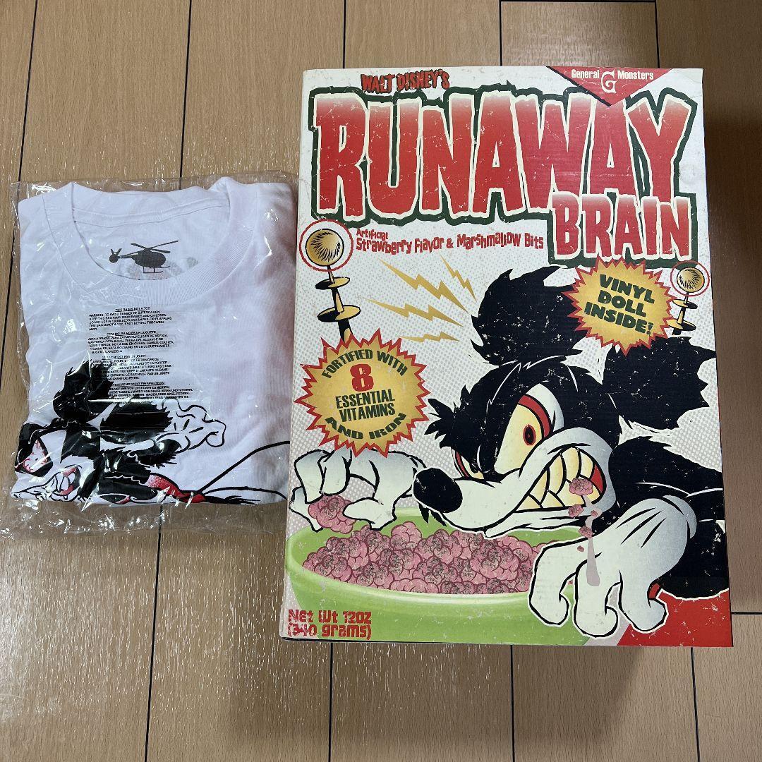 Walt Disney's Runaway Brain Mad Mickey Figure Limited to 300 pieces With T-shirt