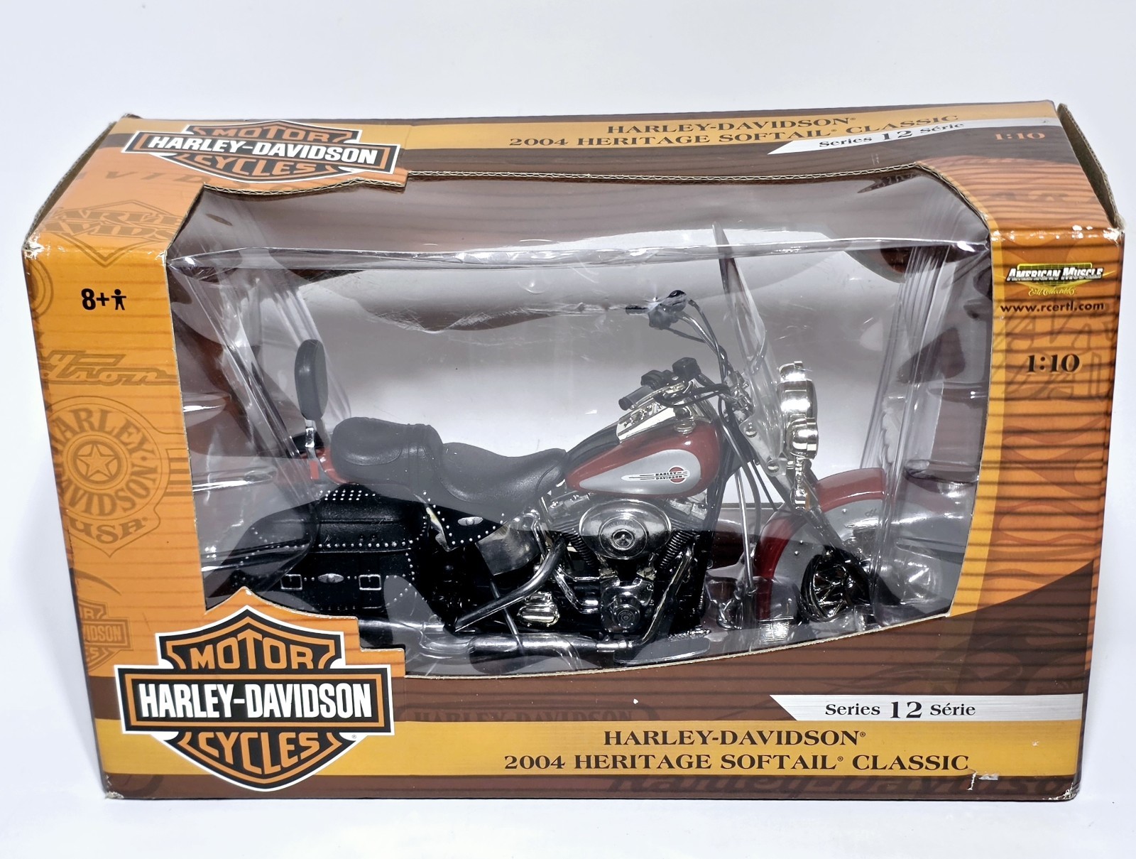 Ertl Harley 2004 Heritage Softail Classic 1:10 Diecast New in Box Read