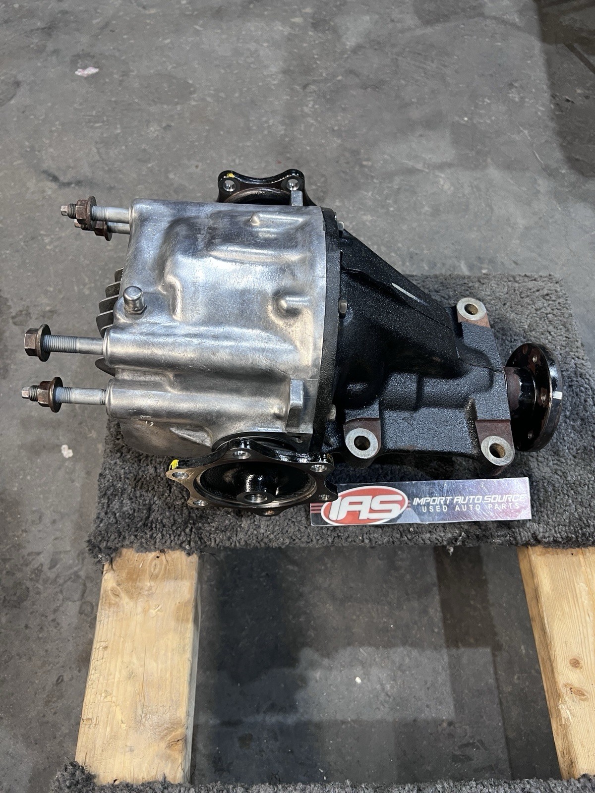 2000-2003 Honda S2000 Rear Differential Diff Assembly OEM Used 44K Ap1 S2k 2000-2003 Honda S2000 Rear Differential Diff Assembly OEM Used 44K Ap1 S2k