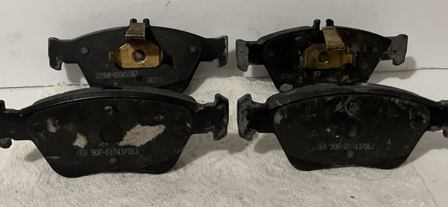 Textar -- Front Disc Brake Pads For Mercedes -- #21664 19805 -- NEW