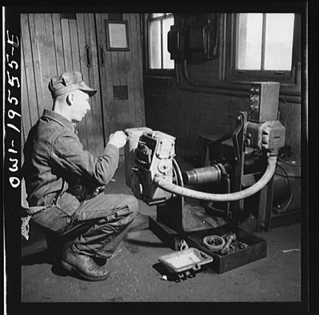 Untitled photo, : Fort Madison, Iowa. In the train control room at the Shopton