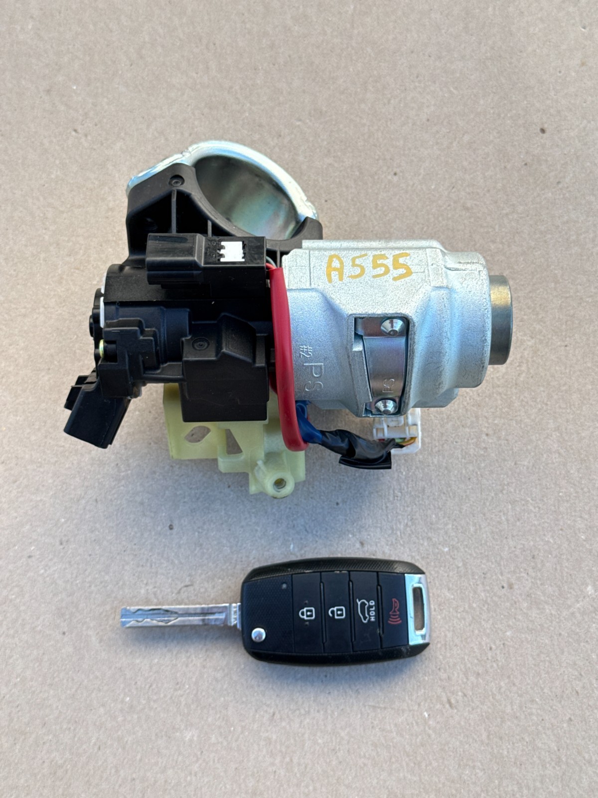 2014-2019 KIA SOUL IGNITION LOCK SWITCH CYLINDER W KEY OEM