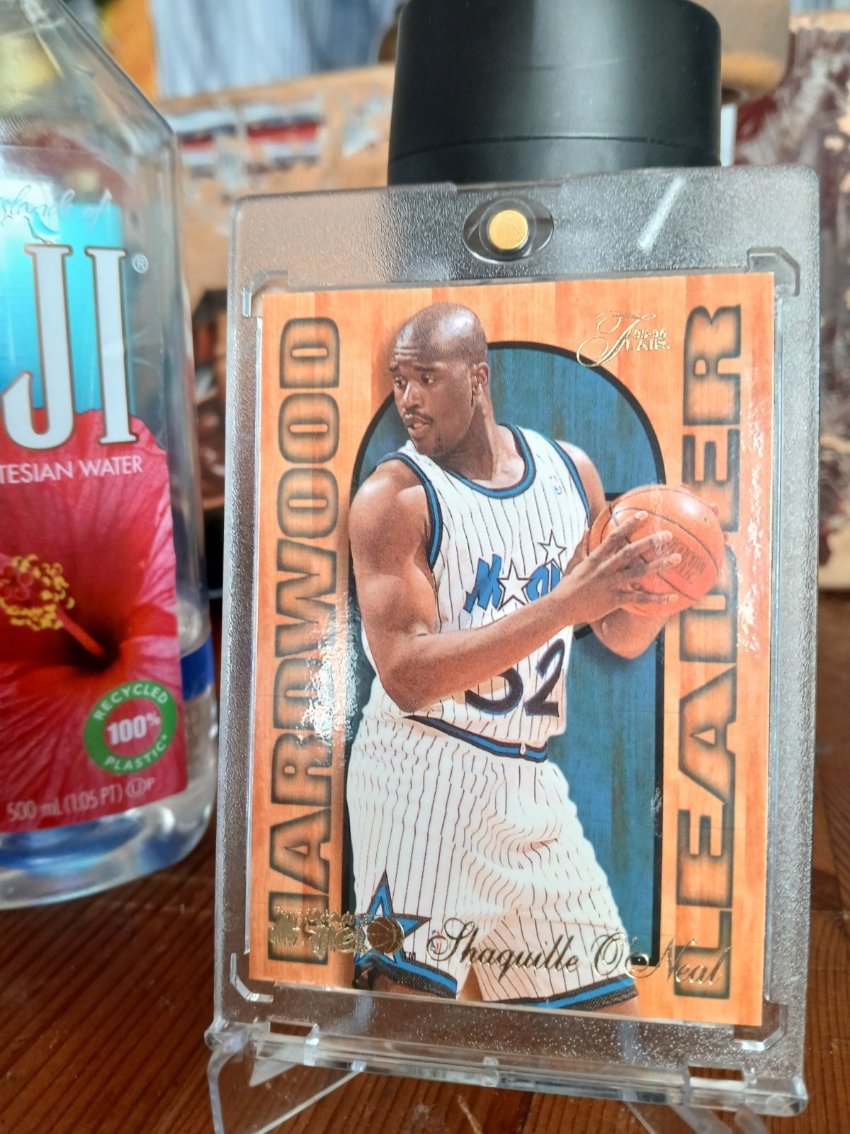 1995 Flair Hardwood Leader Shaquille O\'Neal and Michael Jordan lot 1995 Flair Hardwood Leader Shaquille O\'Neal and Michael Jordan lot