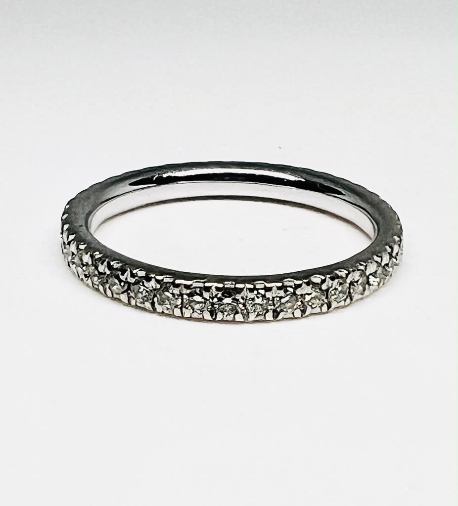 Vintage 14K White Gold 0.585ctw Pavé Diamond Full Eternity Band Ring Size 7