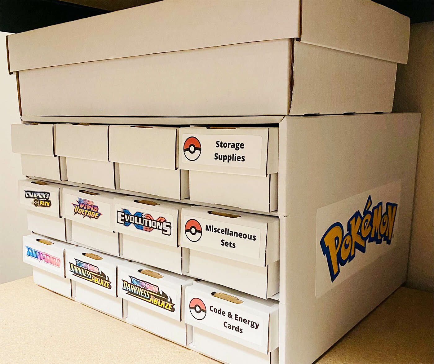 1000 Pokemon Official Cards Bulk Lot - Common, Uncommons + 10 HOLOS Near Mint