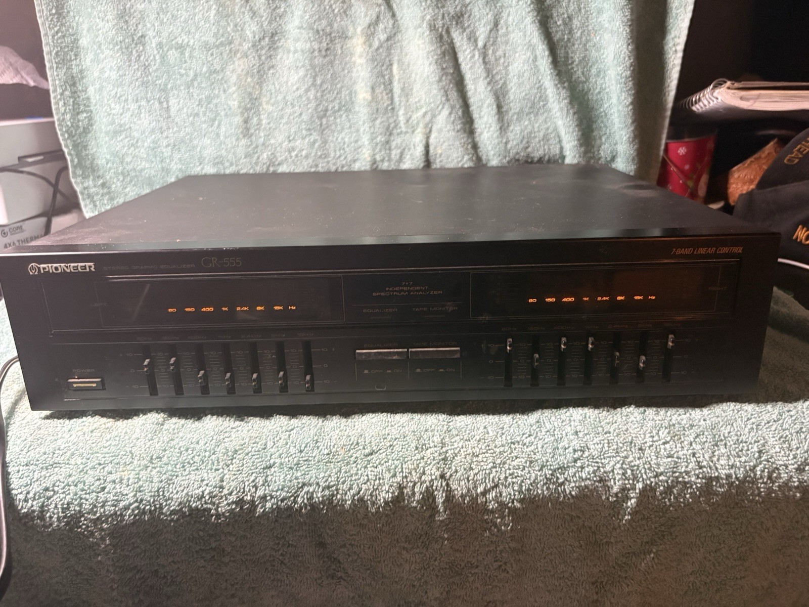Vintage Pioneer Model GR-555 Stereo Graphic Equalizer Vintage Pioneer Model GR-555 Stereo Graphic Equalizer