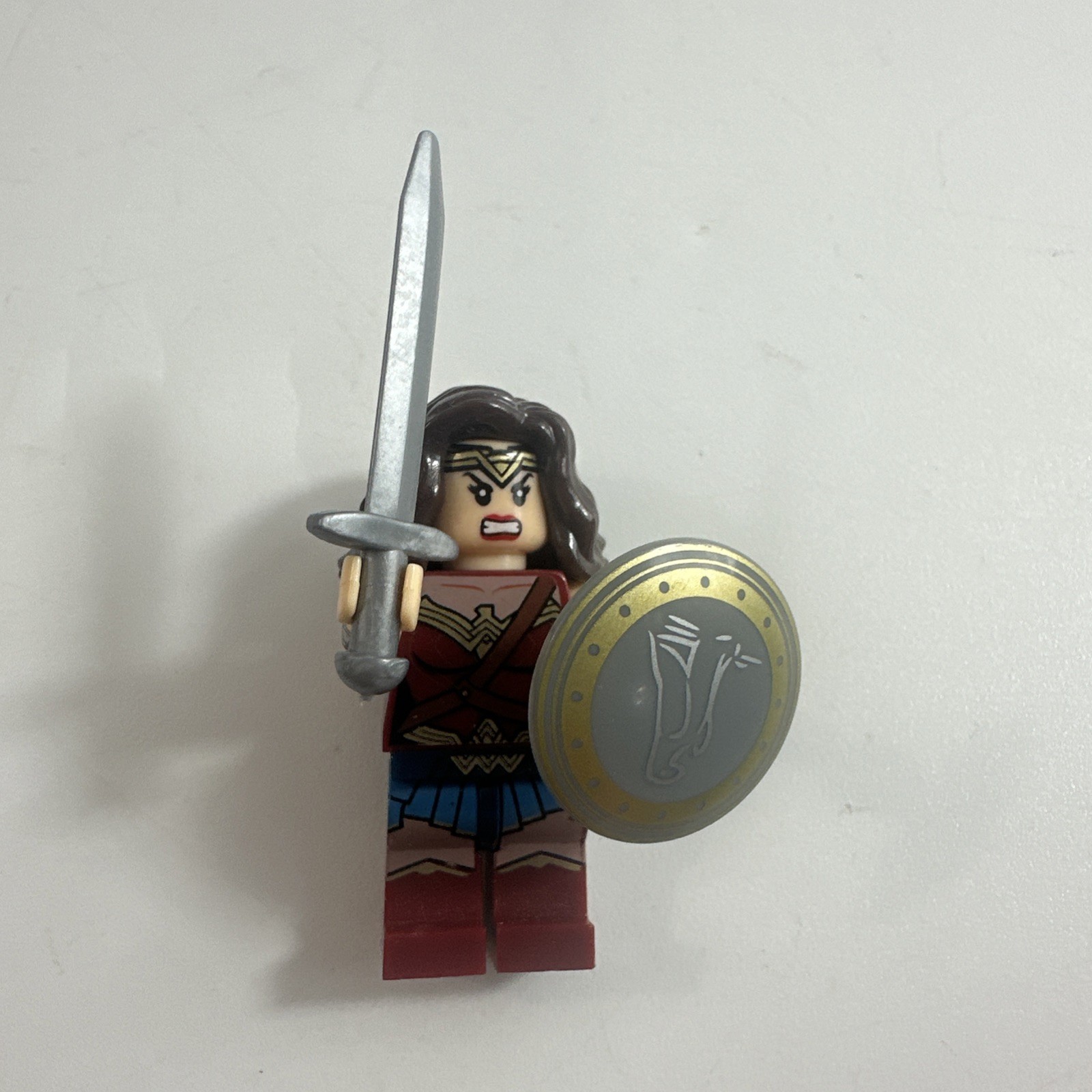 LEGO Minifigure - Wonder Woman (sh0221) Super Heroes Dawn of Justice 76087 76046