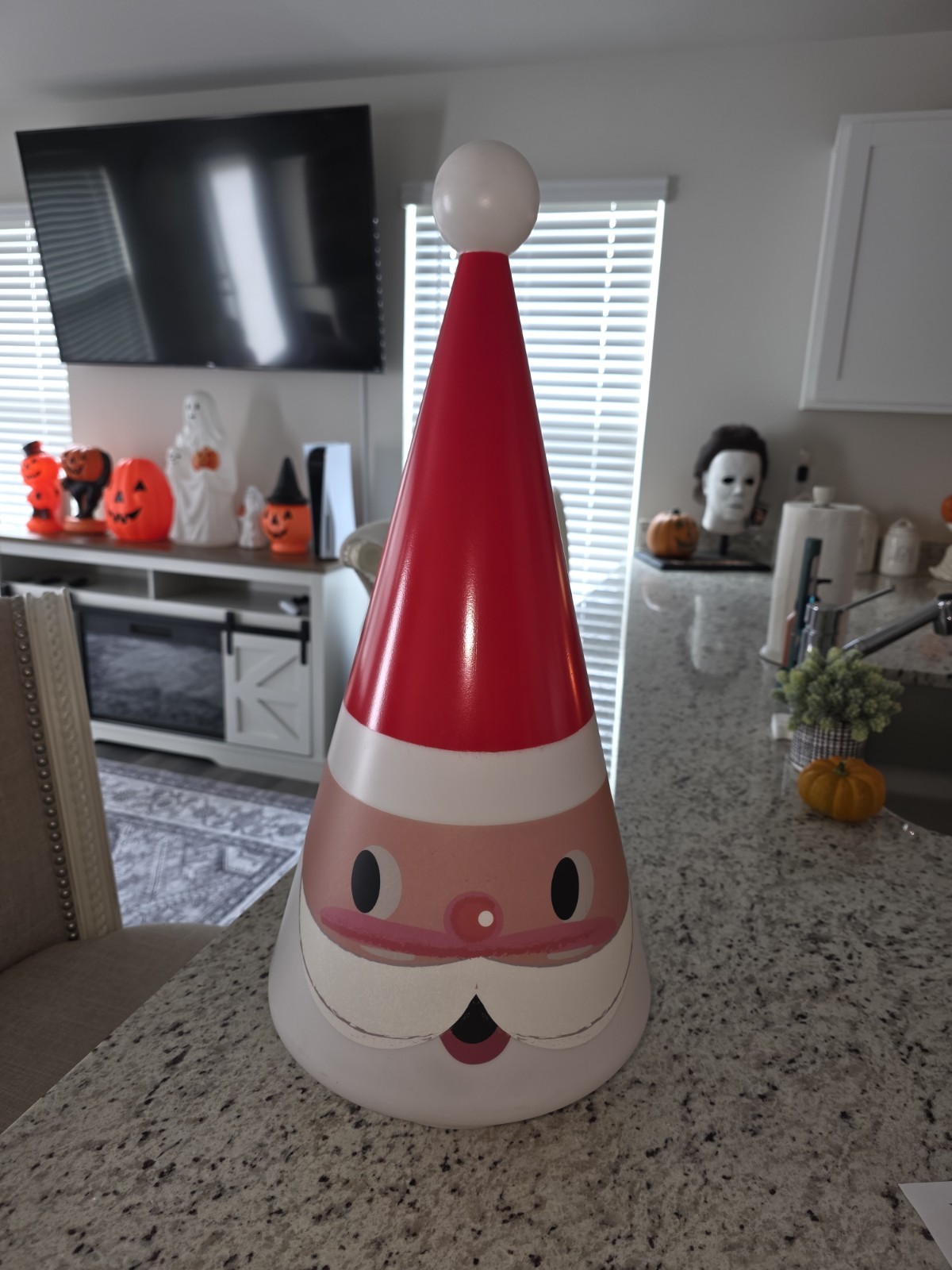Mr. Christmas 24\