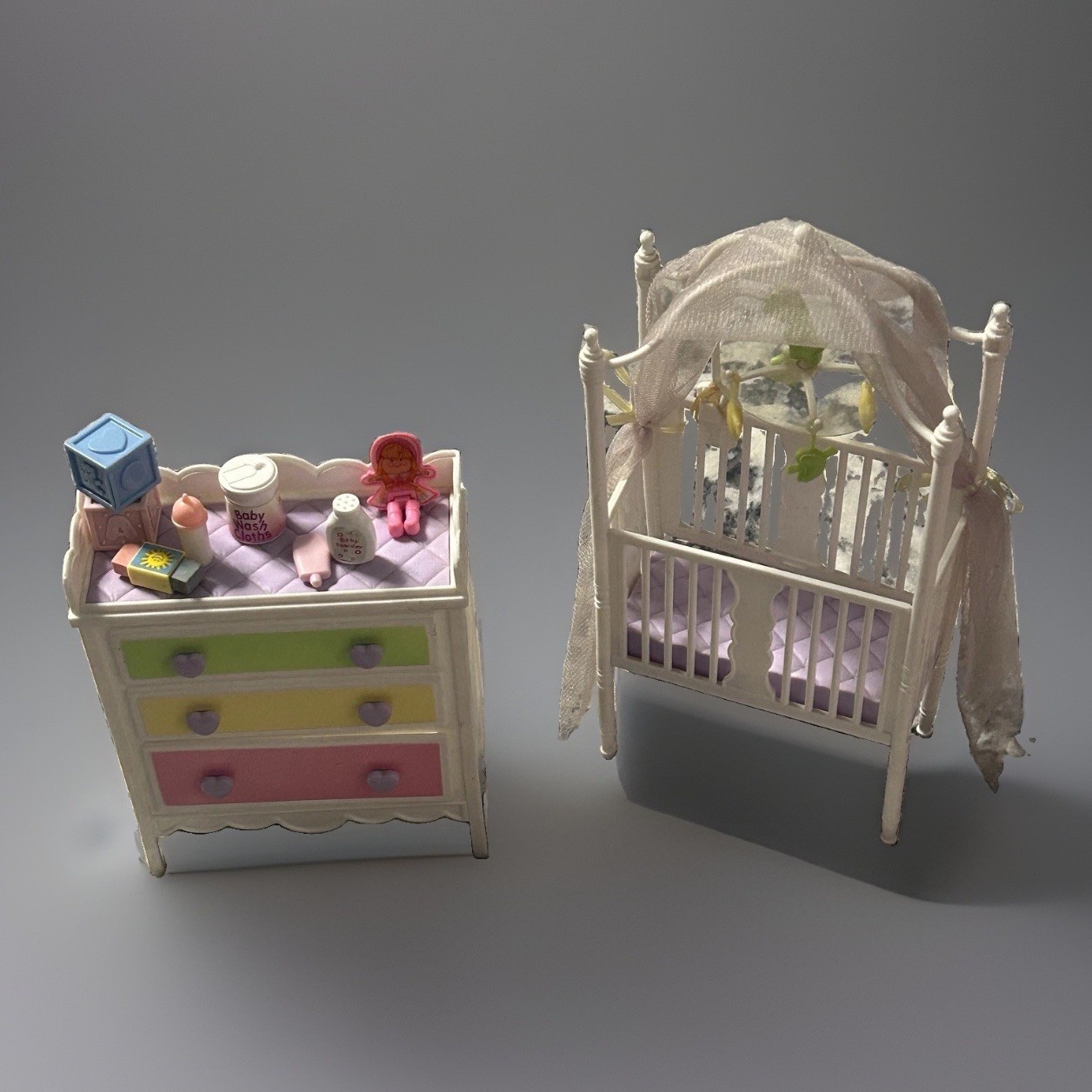 Vtg 2005 Barbie Midge Baby Play All Day Nursery Gift Set Crib Dresser Accessorie Vtg 2005 Barbie Midge Baby Play All Day Nursery Gift Set Crib Dresser Accessorie