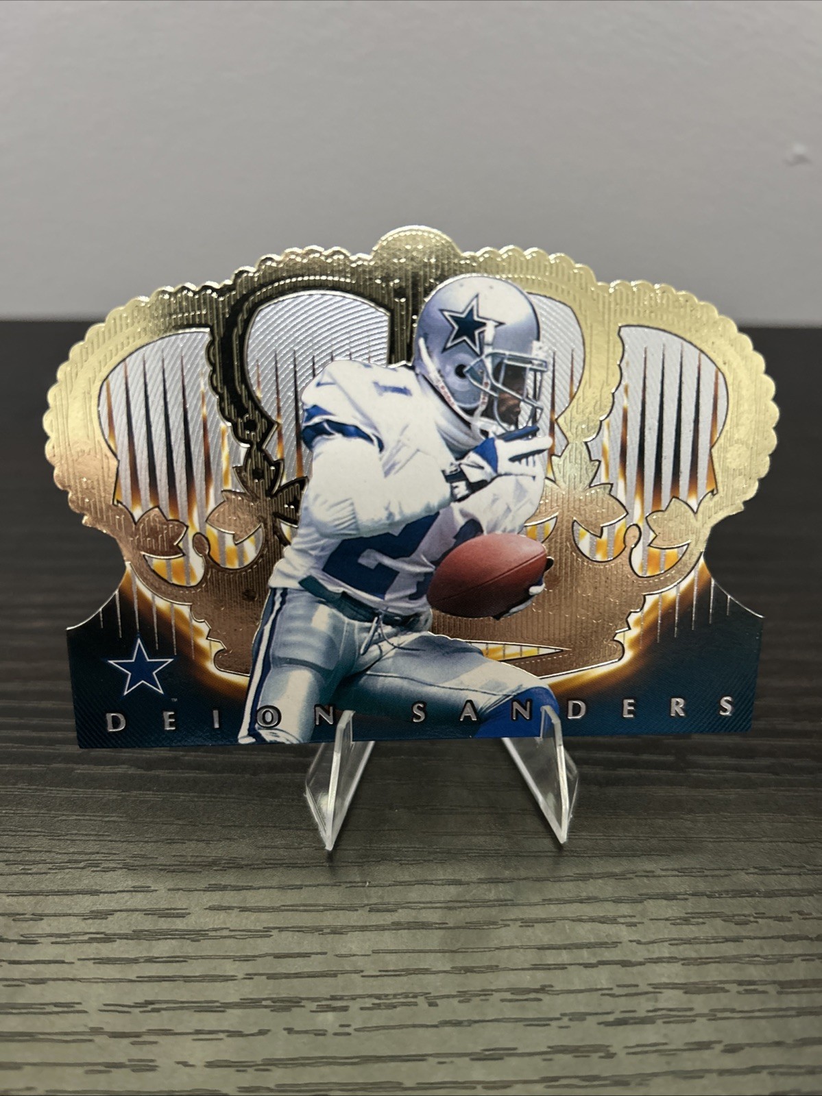 1998 Pacific Crown Royale Deion Sanders #31 1998 Pacific Crown Royale Deion Sanders #31